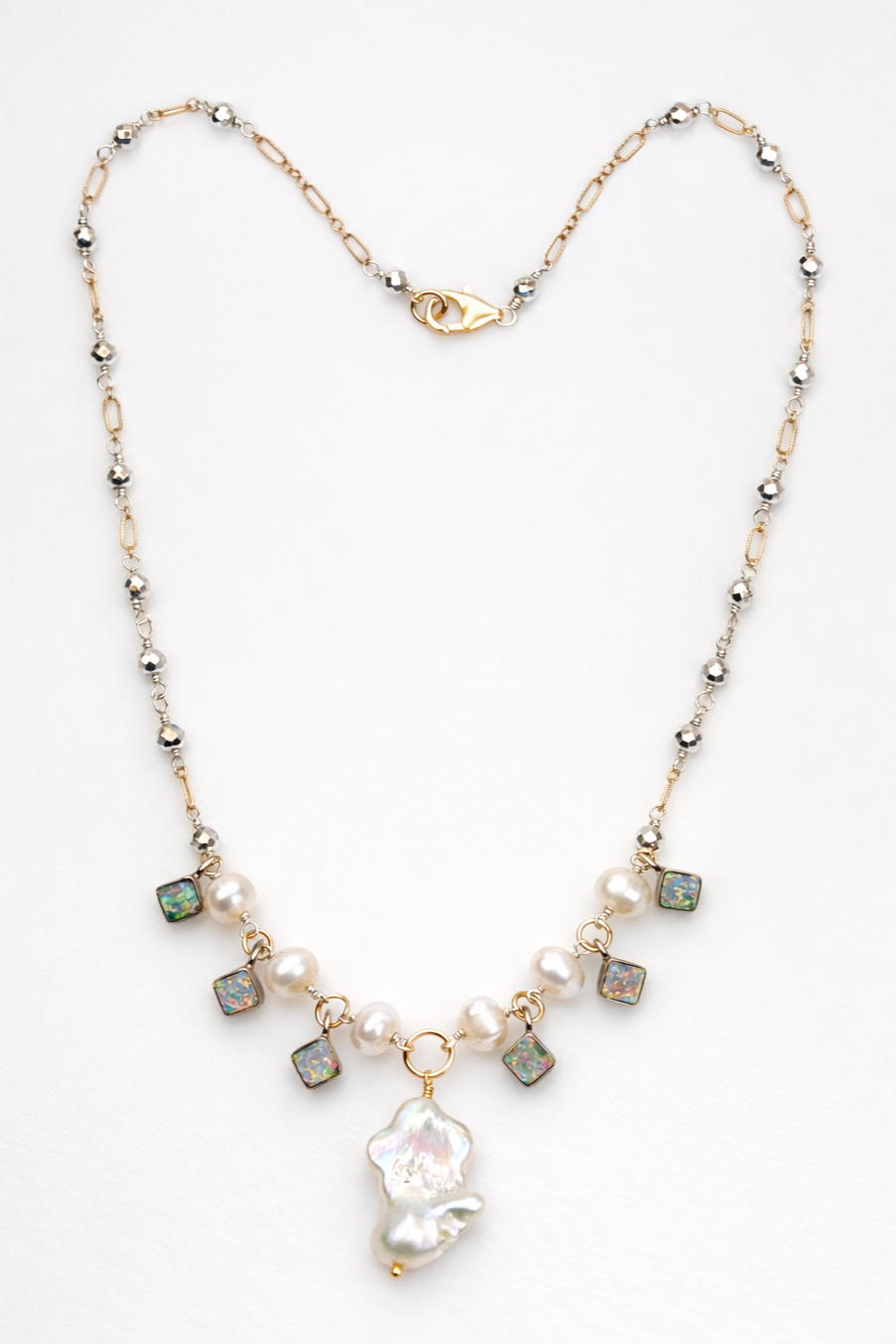 Biwa no Yoru — Pearl & Opal Necklace