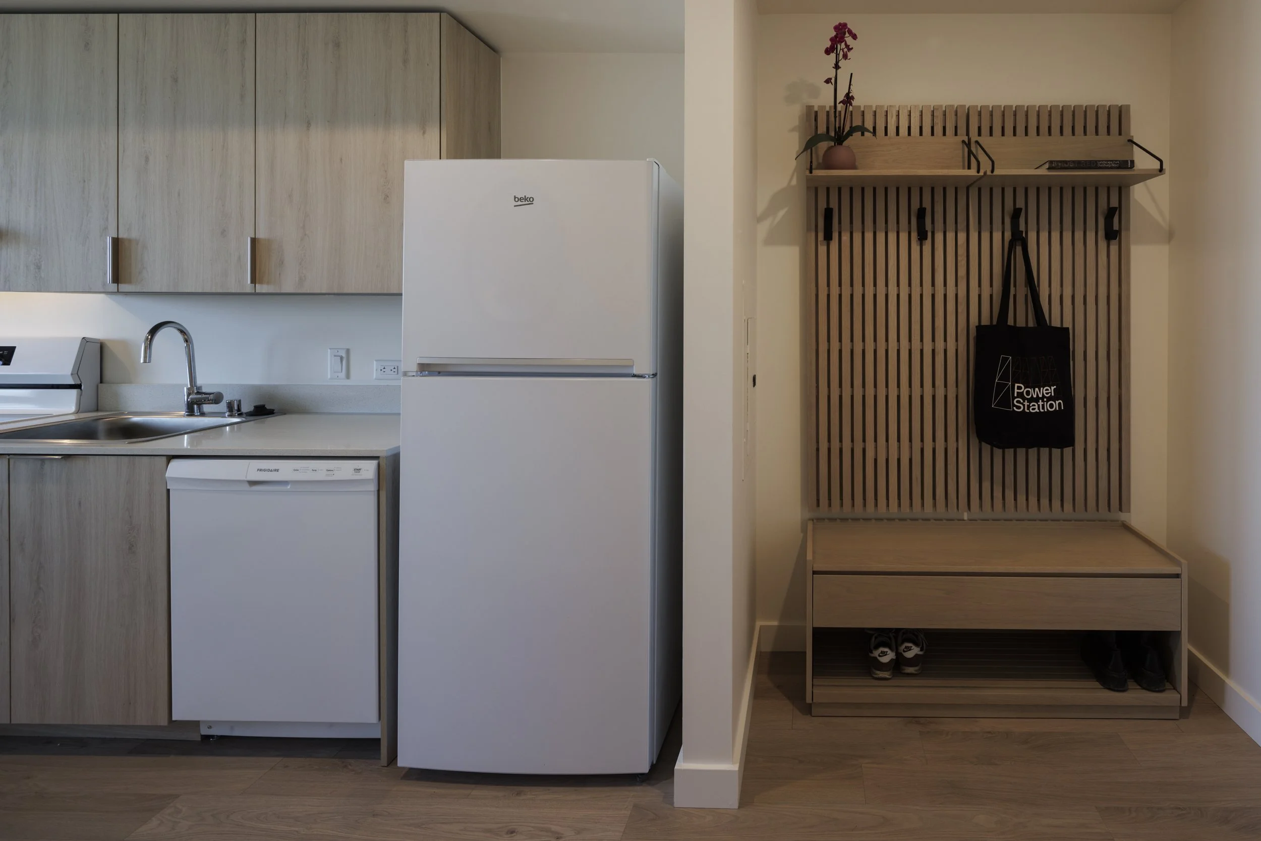 250807_#07_Potrero Powerplant_©Henrik Kam 2025.jpg