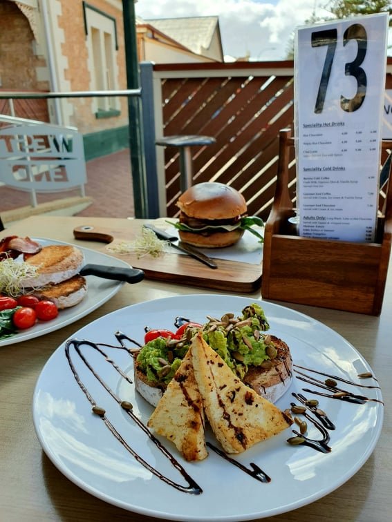Deck+Breakie2.jpg