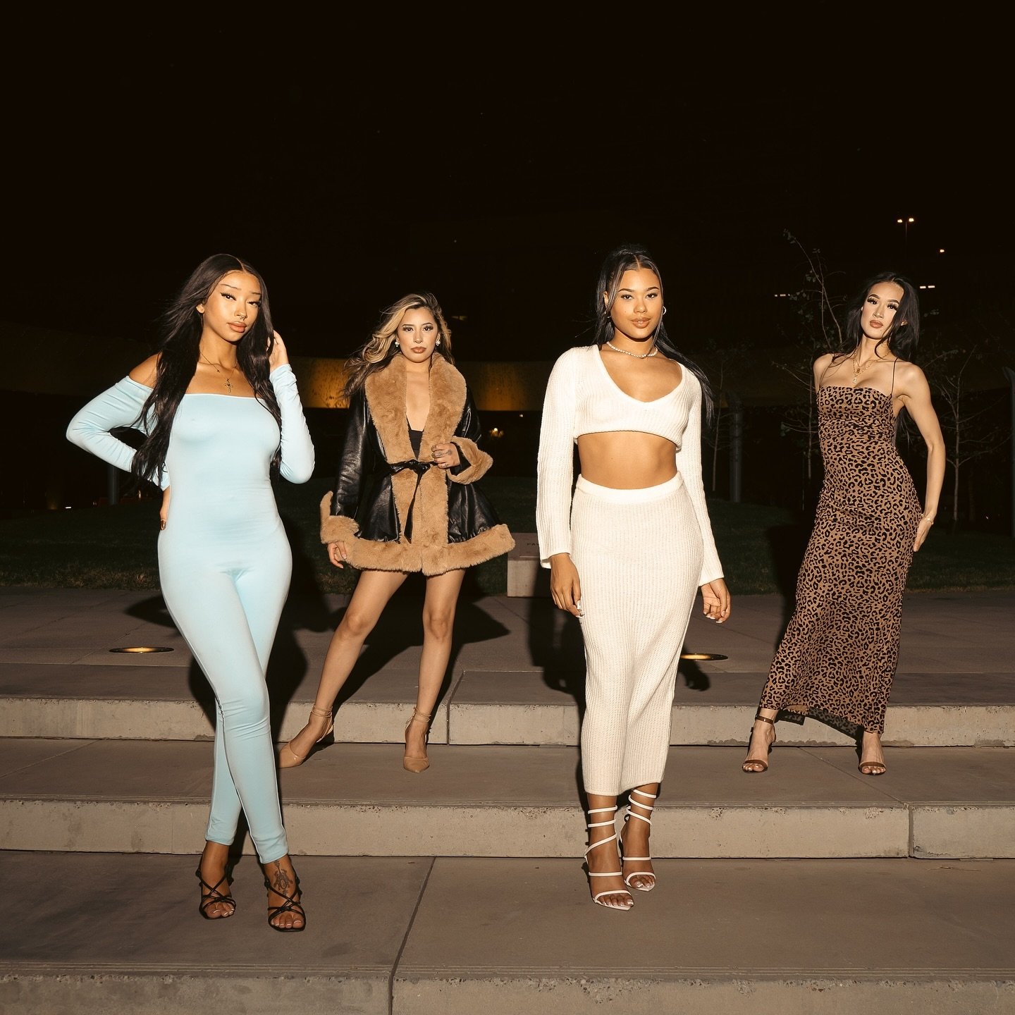 I still can&rsquo;t get over our Fall/Winter Collection everything is limited come shop while you can 🍑🧡
Link in bio