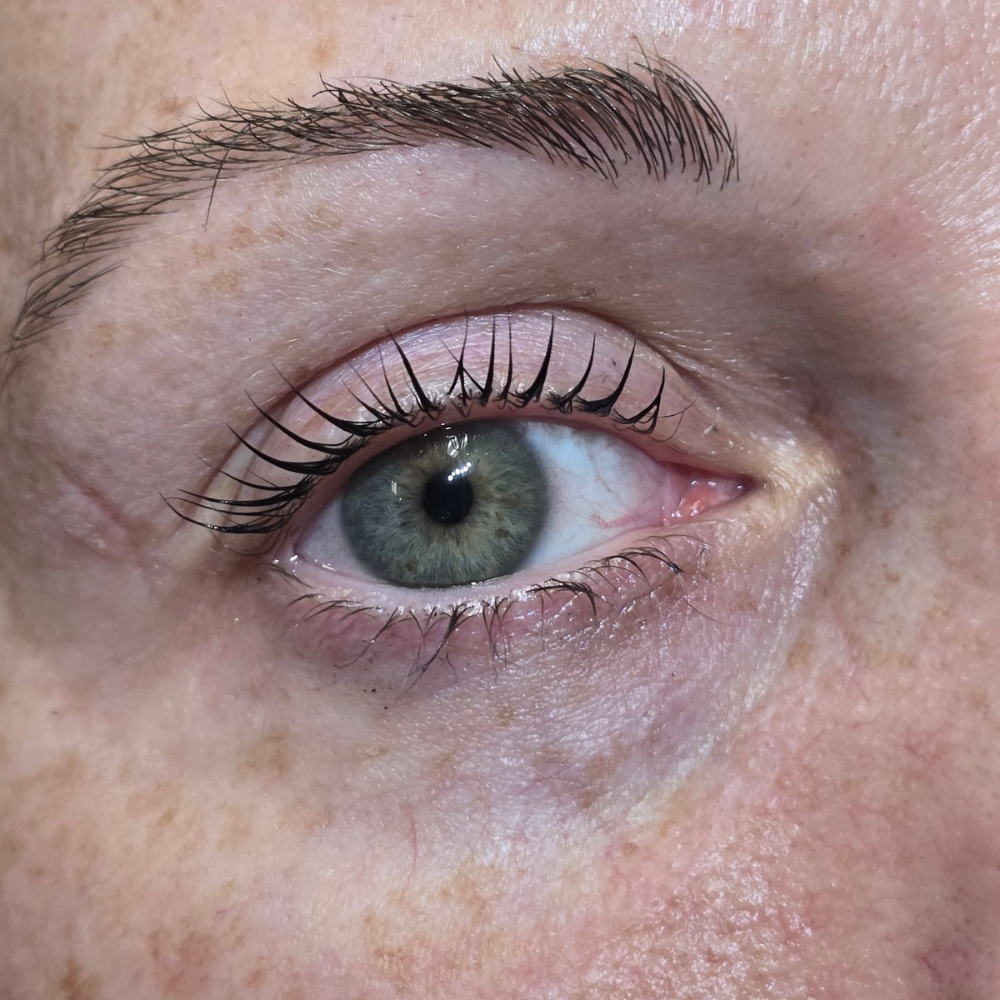 Lash Lift and Tint