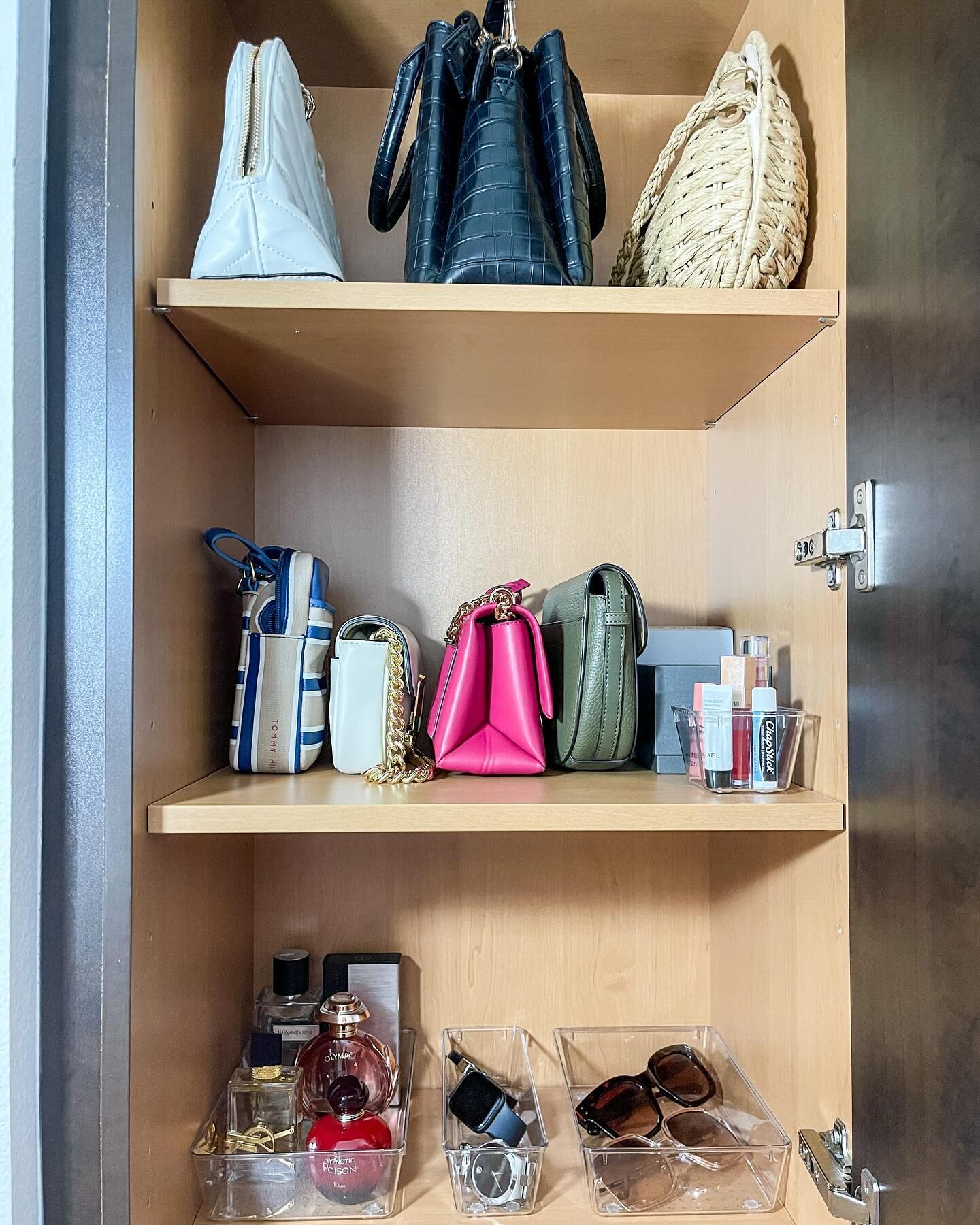 Here are some tips on how to store your purses 👛 

Store Upright: For structured bags, keep them upright to prevent deformities, especially with leather or structured material purses. ⬆️

Rotate Seasonally: Rotate your purses seasonally to give each