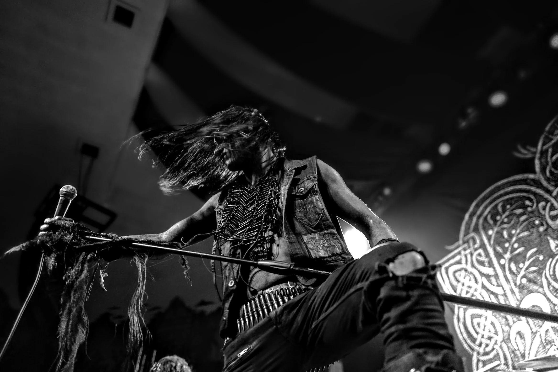 L1061163~2.JPG