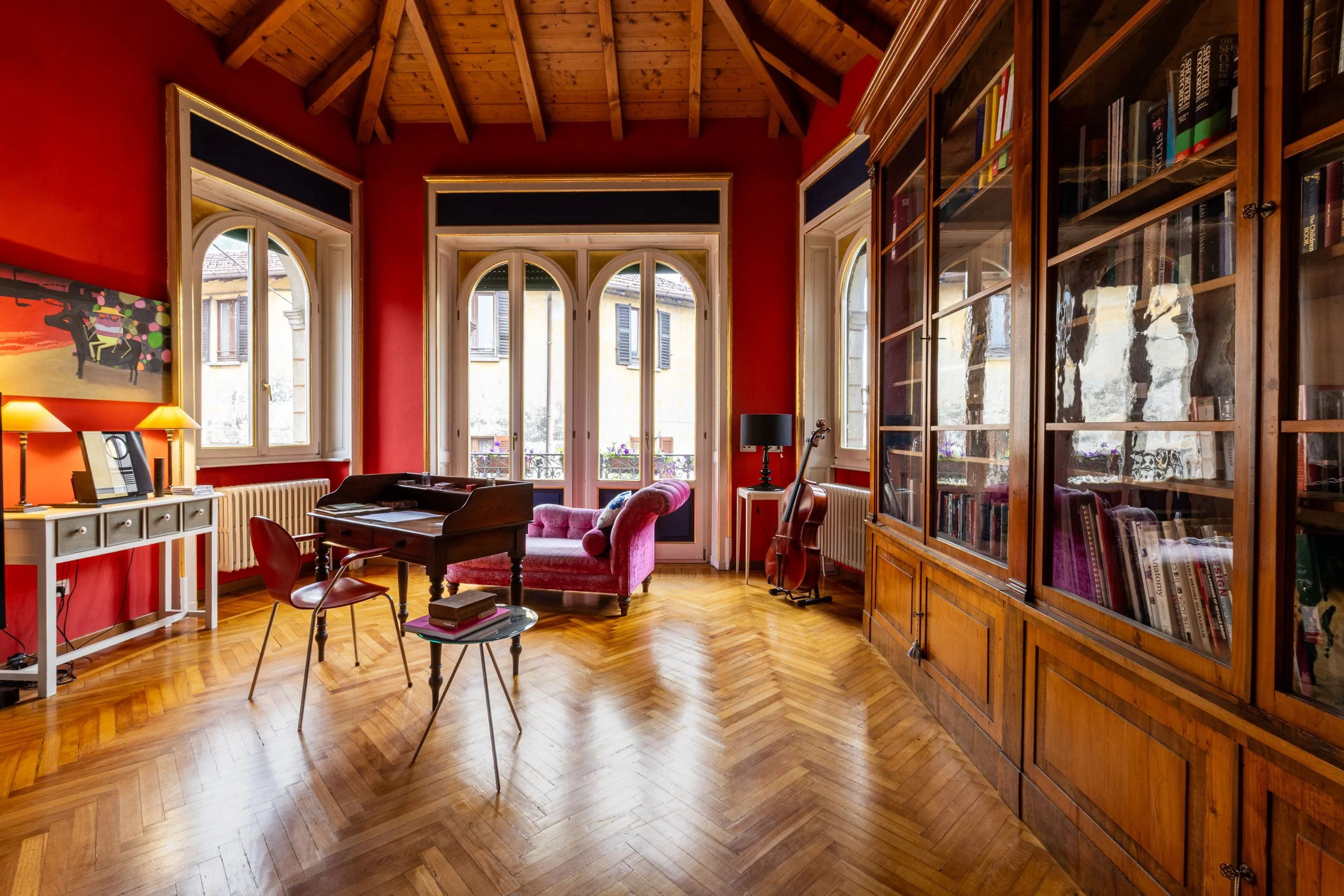 servizio-fotografico-studio-libreria-legno-cuvio.jpg