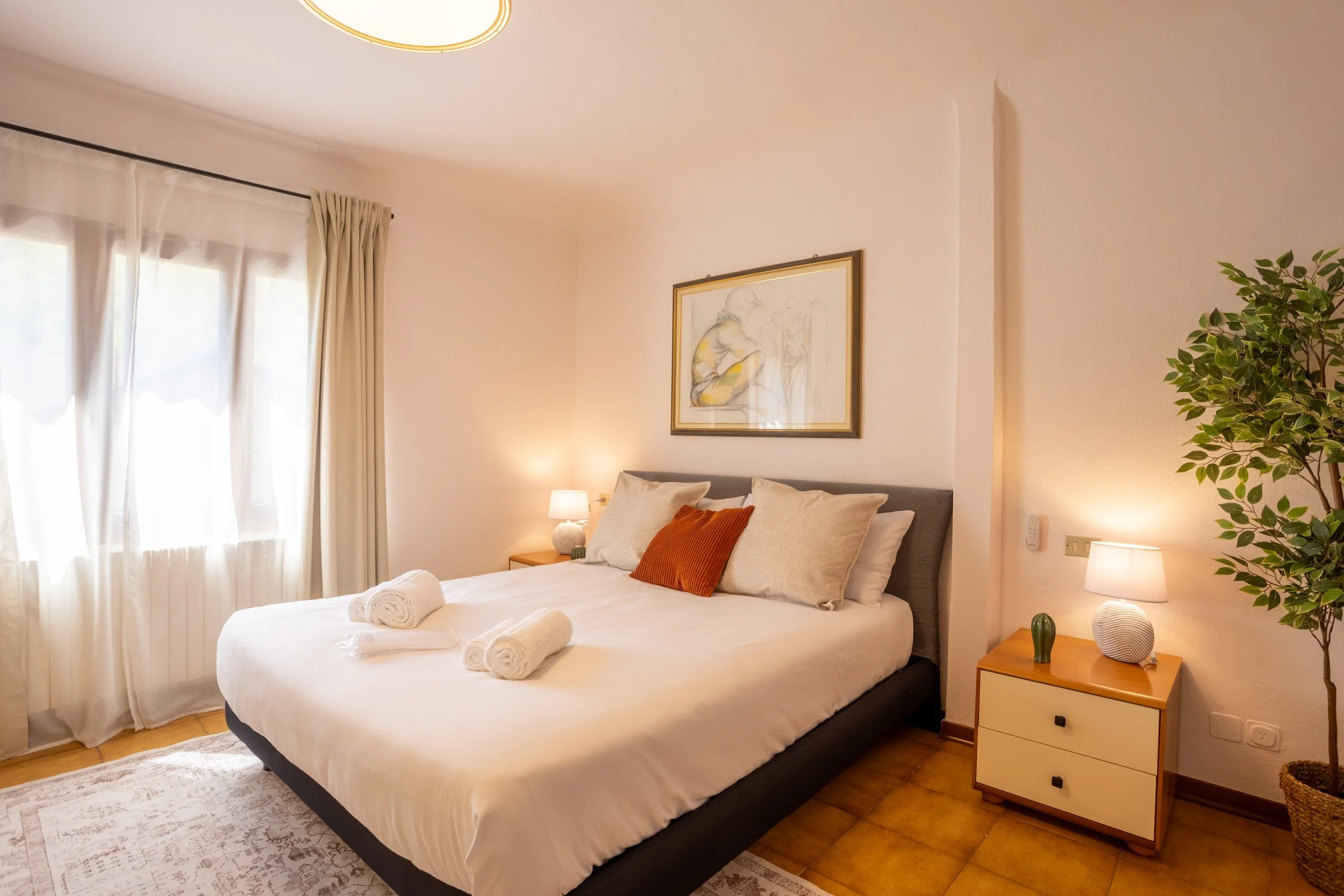 fotografo-real-estate-camera-matrimoniale-porto-ceresio.jpg
