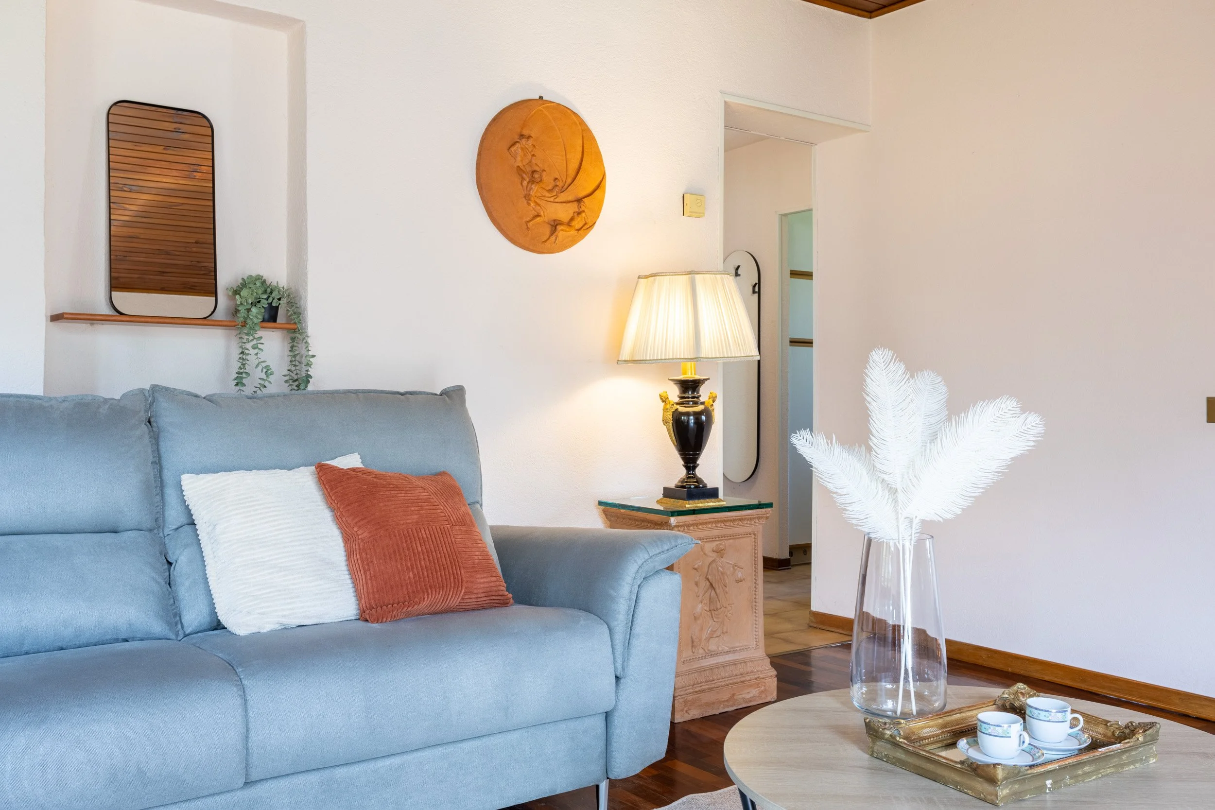 fotografia-immobiliare-dettaglio-arredo-salotto.jpg