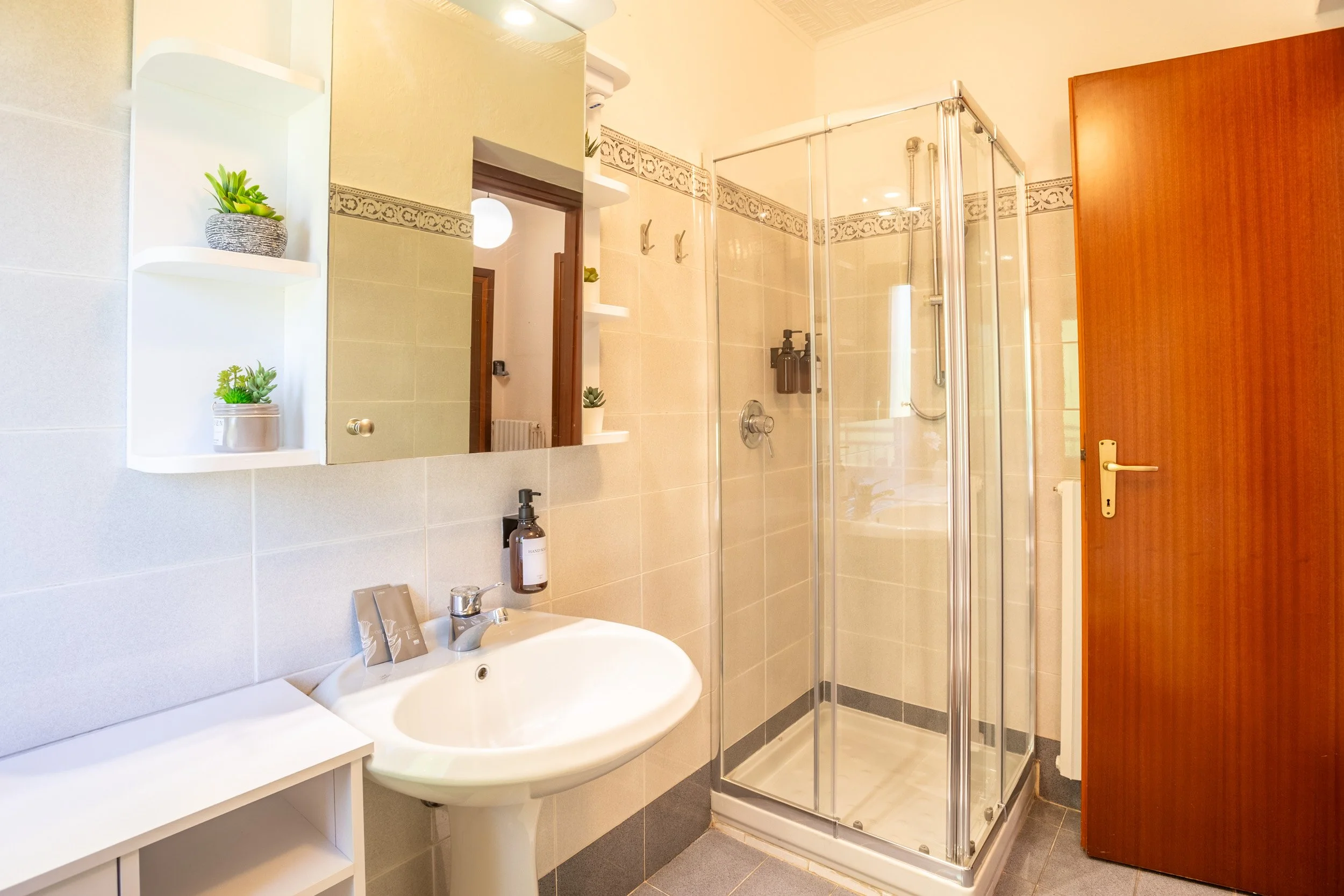 servizio-fotografico-bagno-doccia-moderno.jpg