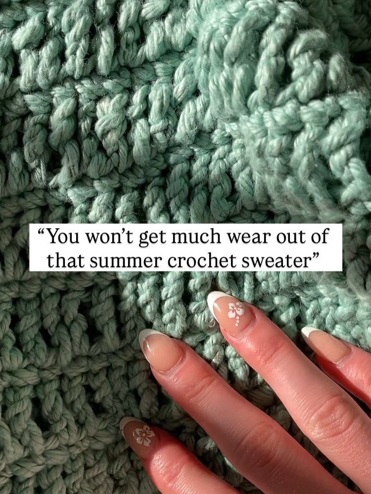 Save for Summer styling Inspo! 

The Liriope Sweater is the perfect Summer design, with cotton yarn and a cute cropped fit.

The stitch is super simple and there is no shaping so it is perfect as a first sweater!

The bulky yarn is @wecrochetofficial
