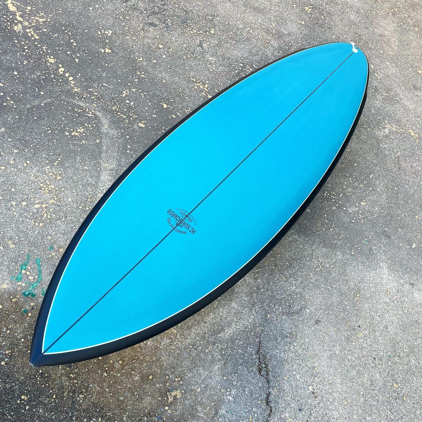 6&rsquo;0&rdquo; Custom for Charlie. This board was a fun build! I started with my 80s tri fin. It has a flat deck with turned down rails and a beak nose. I pushed the wide point forward, pulled the tail in and put a round pin on it. Single concave i