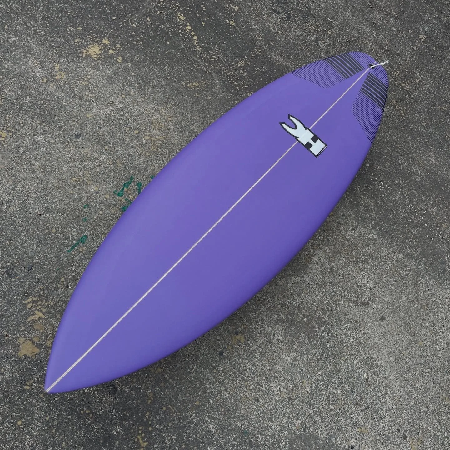 The Moneymaker is our go to high performance shortboard for young intermediate to expert level surfers. This 5&rsquo;5&rdquo; Moneymaker we did  for team rider @ken_mitchel1 back at the start of 2024. Ken has been riding our boards for years and love