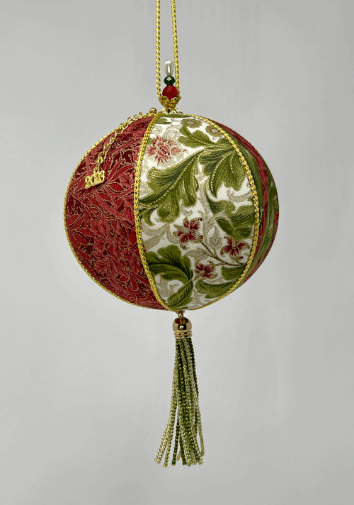 Cottage Ornaments Kits and Clubs