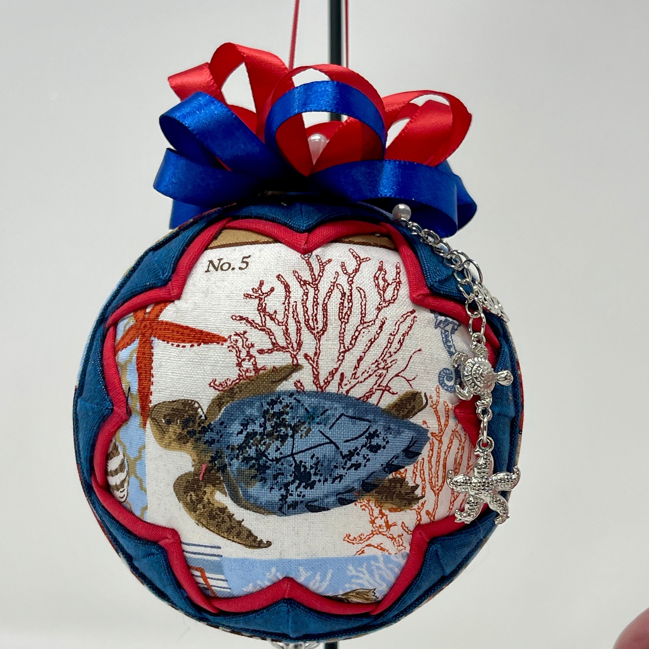 https://i.etsystatic.com/18240408/r/il/7aaa85/5591962561/il_fullxfull.5591962561_omme.jpg