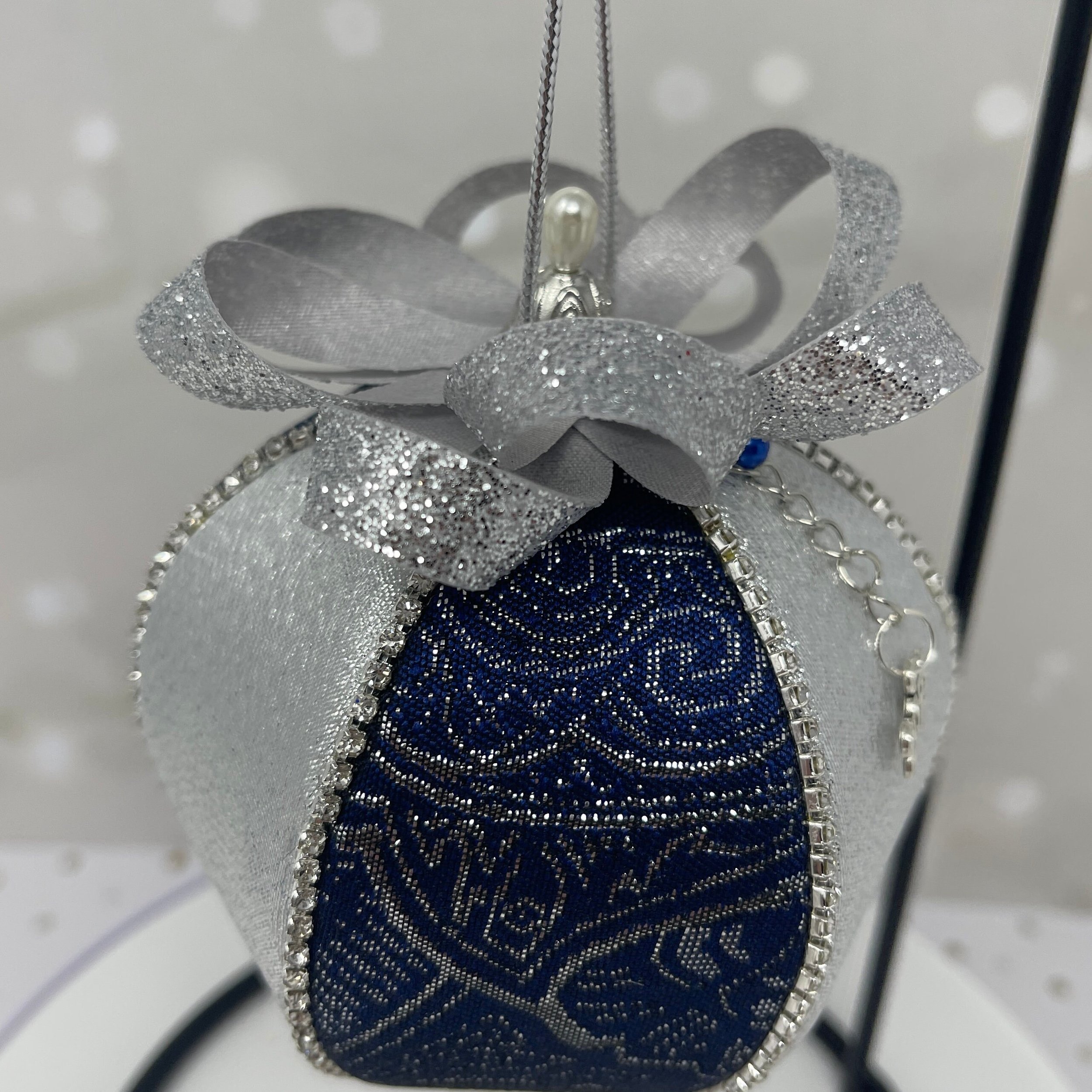 https://i.etsystatic.com/18240408/r/il/1e4953/5700558950/il_fullxfull.5700558950_agut.jpg