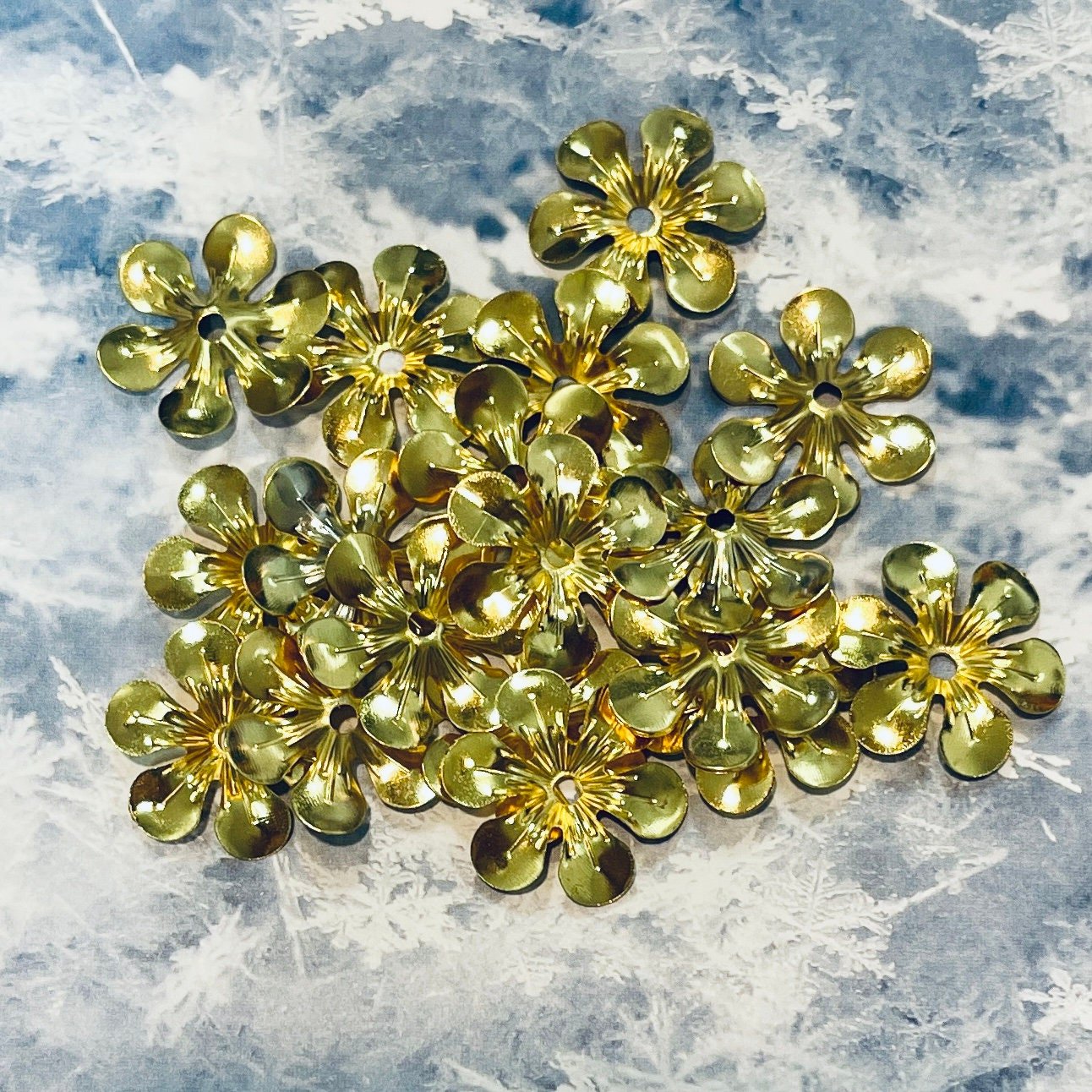 https://i.etsystatic.com/18240408/r/il/9cc2f4/4711581031/il_fullxfull.4711581031_chkr.jpg