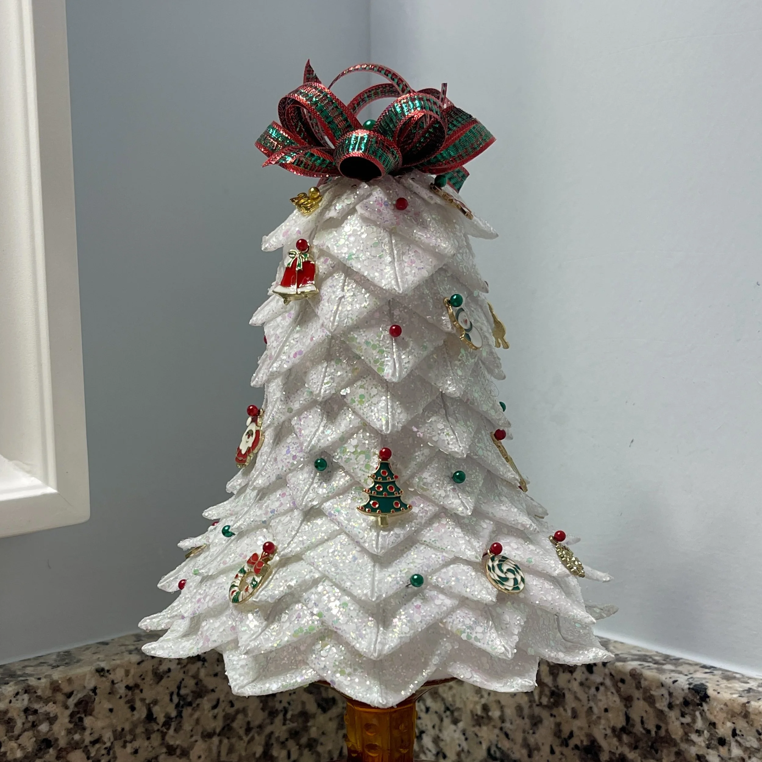 QK-286  "Winter Wonderland" - Folded Ribbon Bell Tree (Limited Edition)