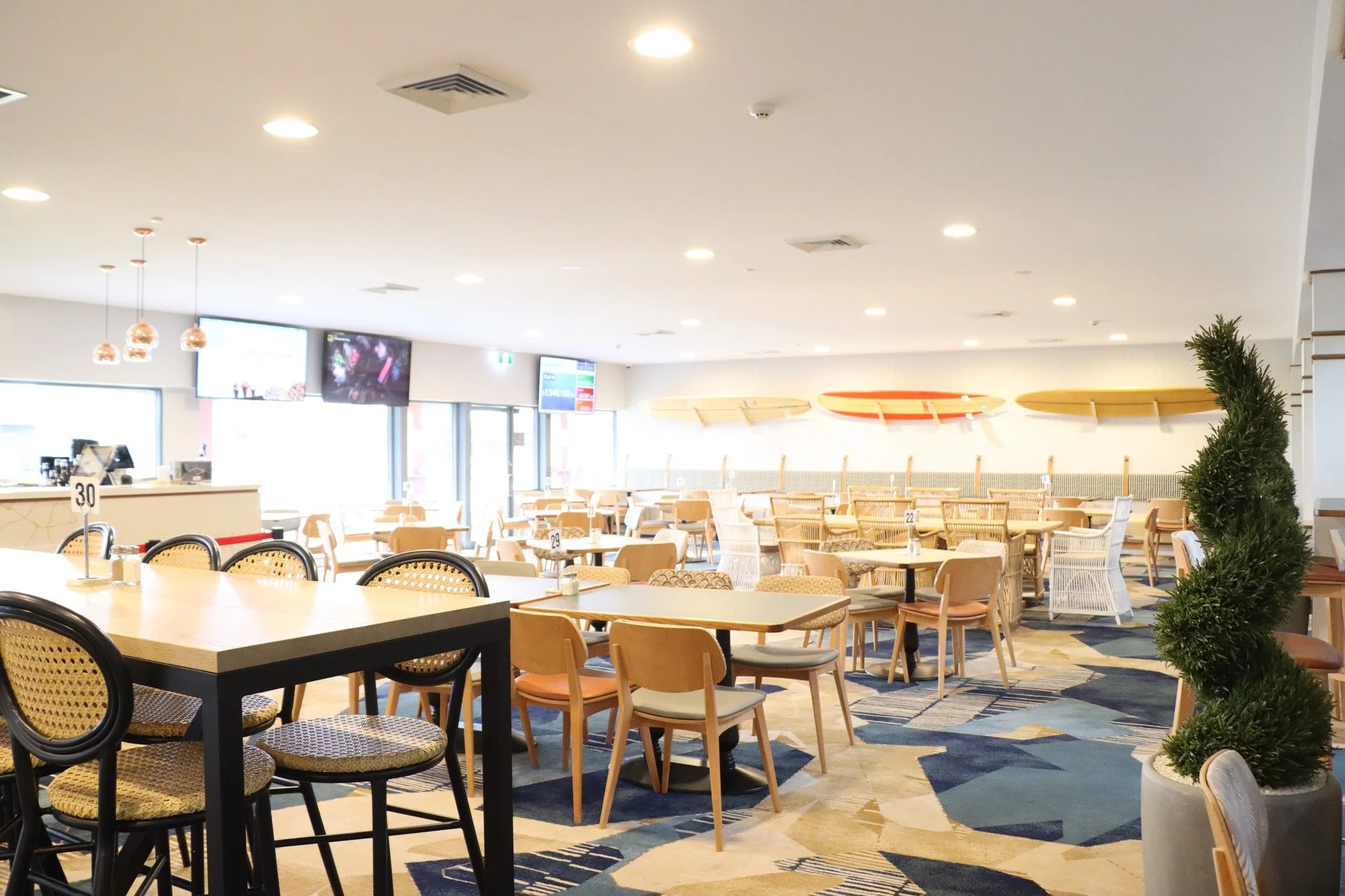 Summer is on its way, and the Bowlo is ready to shine!

With longer days, warm breezes, and plenty of good times ahead, there&rsquo;s no better place to soak up the season than Culburra Beach Bowlo. 

This summer is packed with holiday cheer &mdash; 