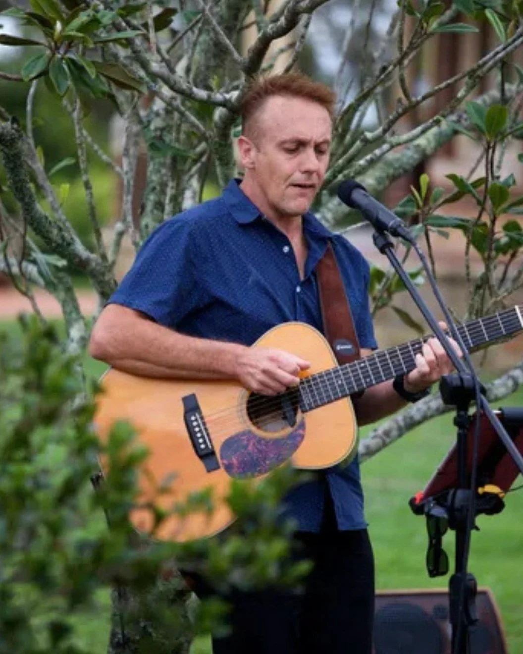 Summer has officially started! Join us here at the Bowlo during the arvo every weekend of December for live tunes. 

Check out who's joining us this week
&bull; Mark Dabin &ndash; Saturday 6 Dec | 1&ndash;4pm
&bull; Kate Young + Angie Childs &ndash; 