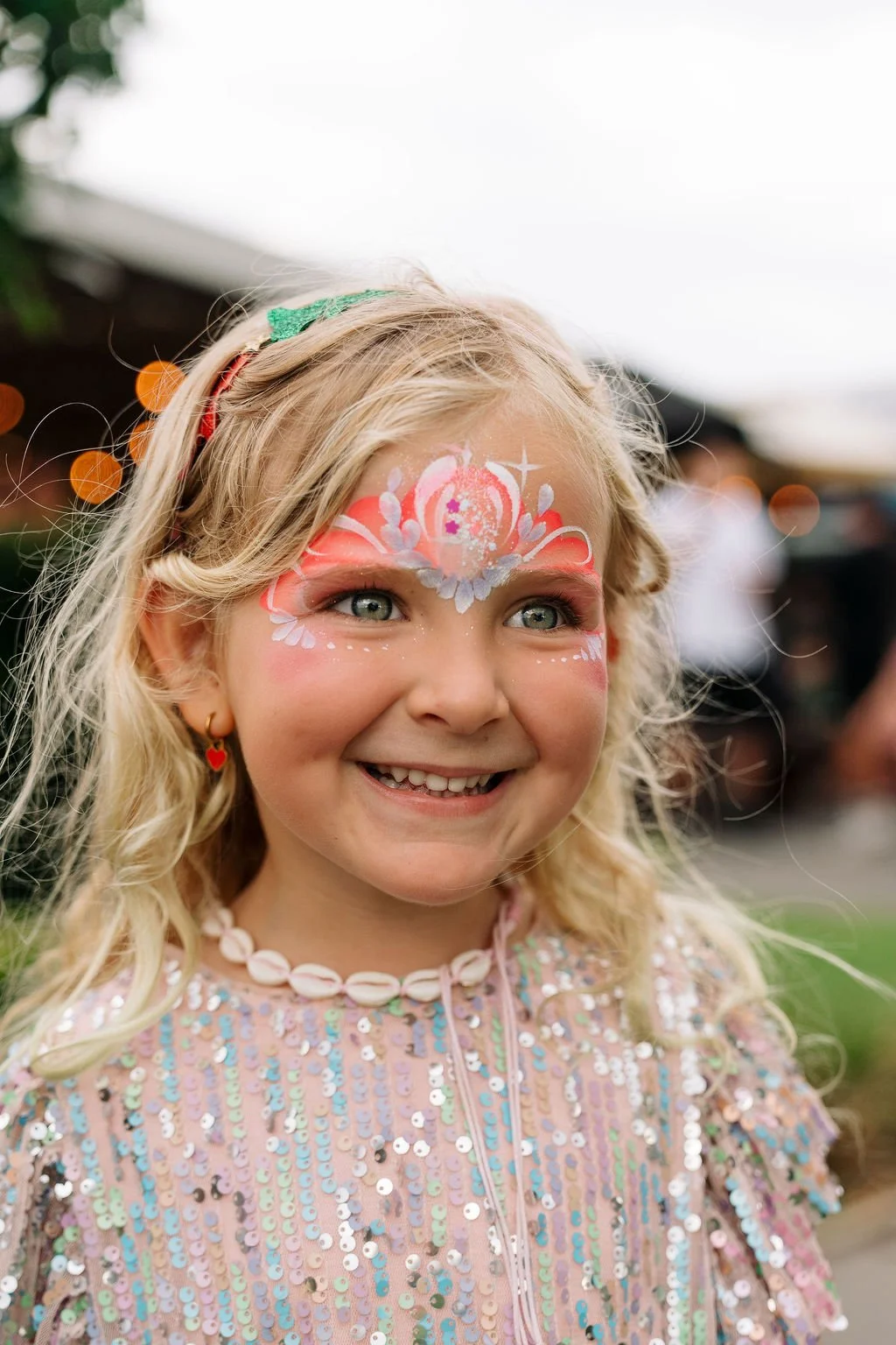 Get ready for big smiles, bright colours, and plenty of imagination at our Mad Monday Family Fun Day! Face painting will be in full swing, making it a super fun afternoon for the kids to get creative and join in the Australia Day celebrations. 

Brin