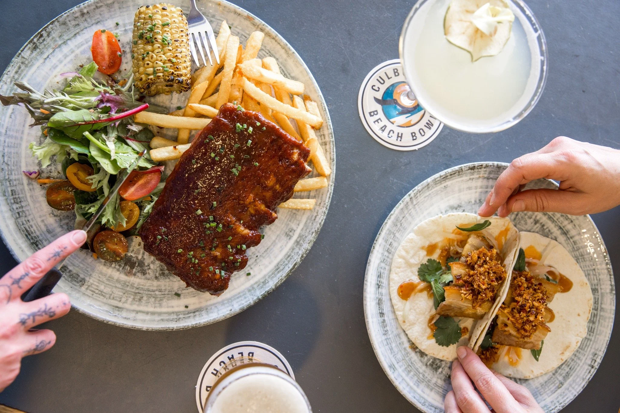 Good food tastes better when it&rsquo;s shared 🍻🍽️

The Lemon Tree is all about relaxed meals, friendly vibes and dishes everyone can enjoy &mdash; from kids to grown-ups.

Perfect for catch-ups, family dinners or a night out at the Bowlo.

#TheLem