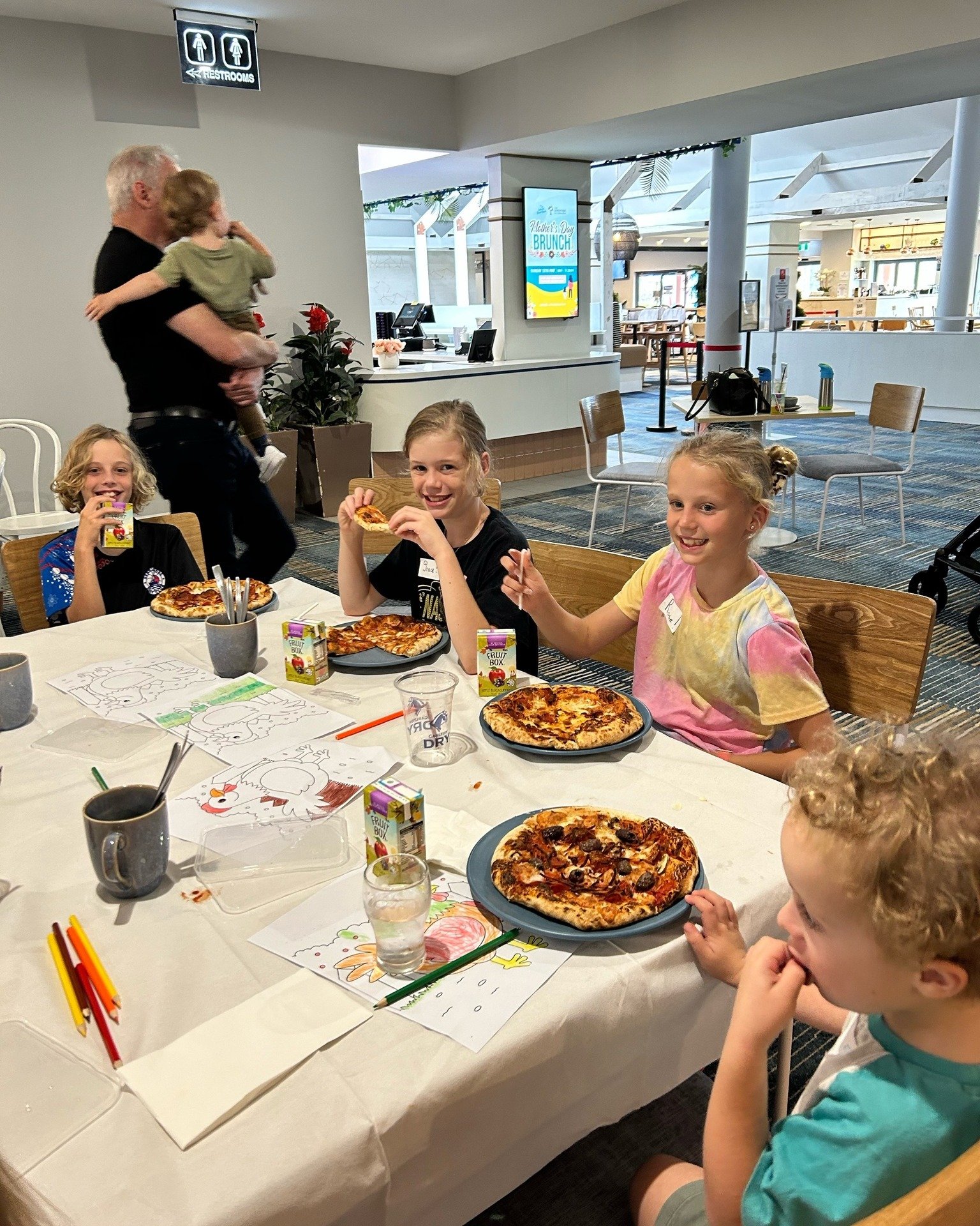 🍕 Kids Pizza Making is back these school holidays!

Let the kids get hands-on in the kitchen at our Pizza Making Class &mdash; rolling, topping and creating their very own pizza from scratch.

It&rsquo;s messy, tasty and always a lot of fun! 👏

📅 