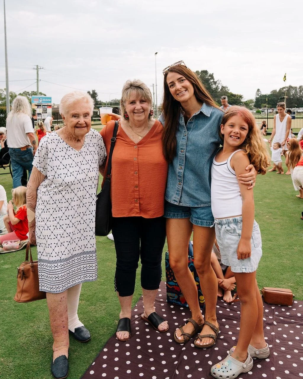 Nothing better than time well spent with Mum 💐

This Mother&rsquo;s Day, treat her to something special at our High Tea at Culburra Bowlo.

&bull;  Bellini on arrival
&bull;  Sweets, sandwiches &amp; pastries
&bull;  Coffee &amp; tea
&bull; $55 per 