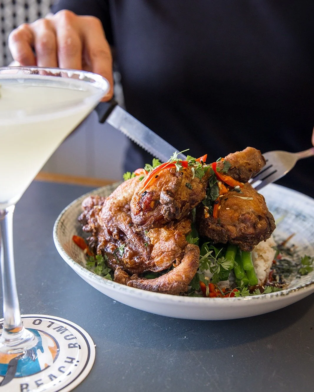 The Lemon Tree&rsquo;s winter menu has arrived 👏

Think comfort food, rich flavours and the kind of meals made for cooler days.

From hearty favourites to fresh seasonal dishes, there&rsquo;s plenty to warm up with this cold days at the Bowlo.