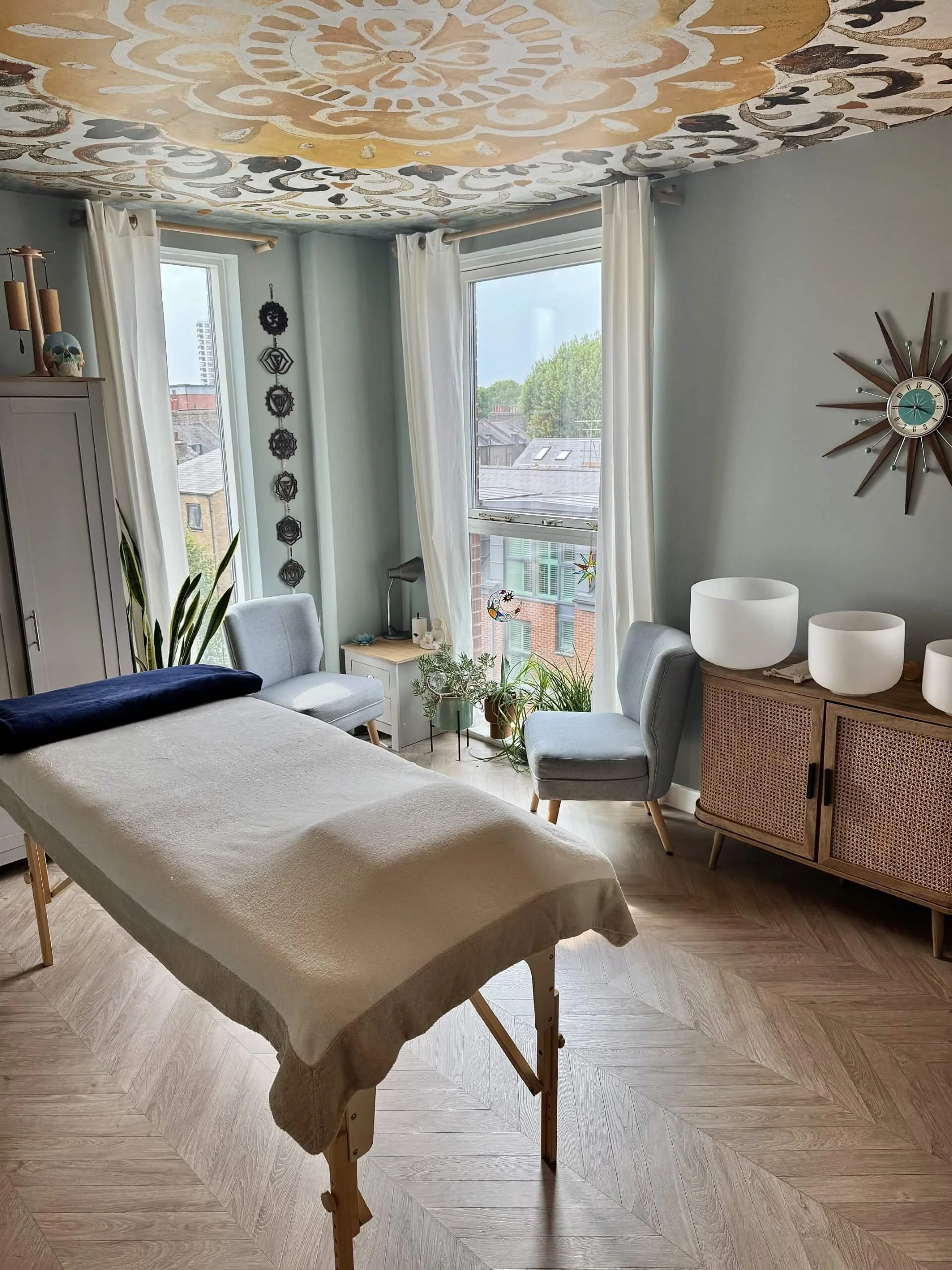 Calm treatment room for craniosacral therapy and nervous system healing and sound therapy in London SE5