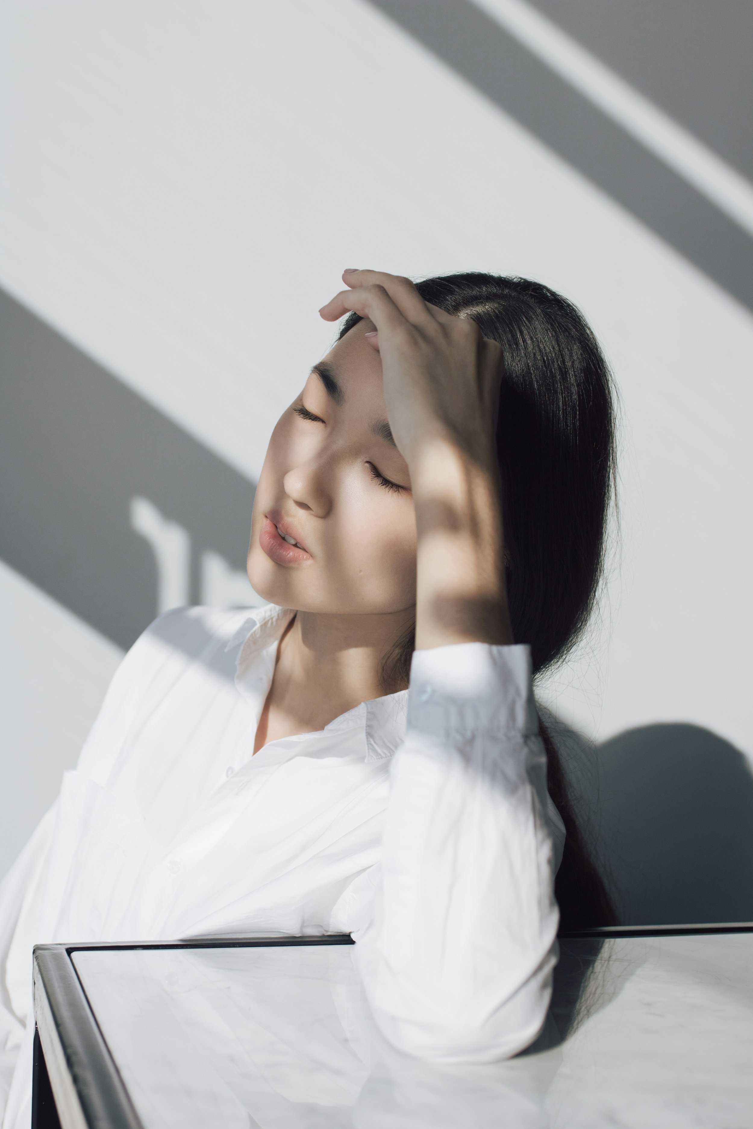 Craniosacral therapy supporting migraine relief, headaches and tension release