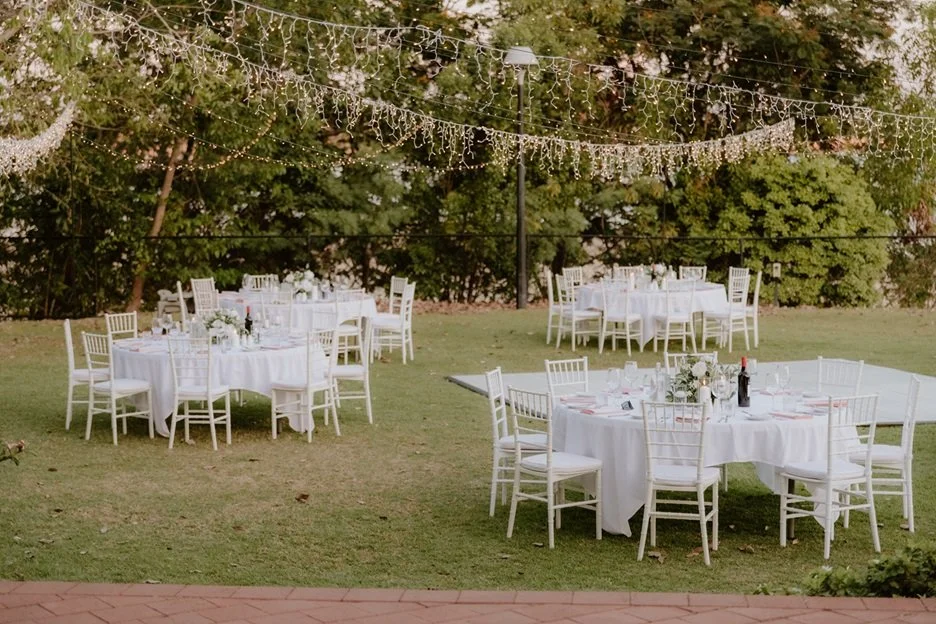 Pee Wees Restaurant Wedding.jpg