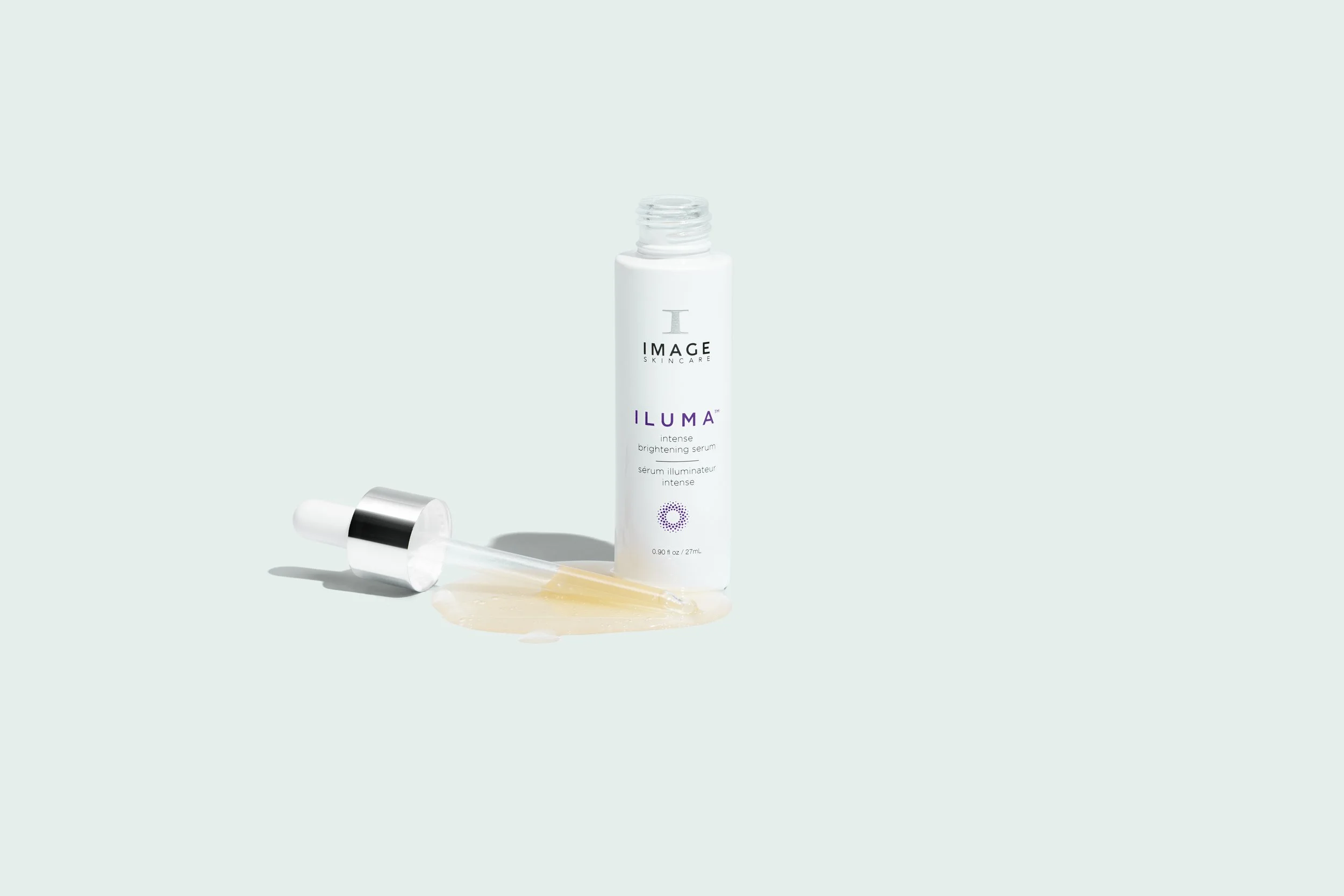 ILUMA-INTENSE-BRIGHTENING-SERUM-PACKSHOT-2.jpg