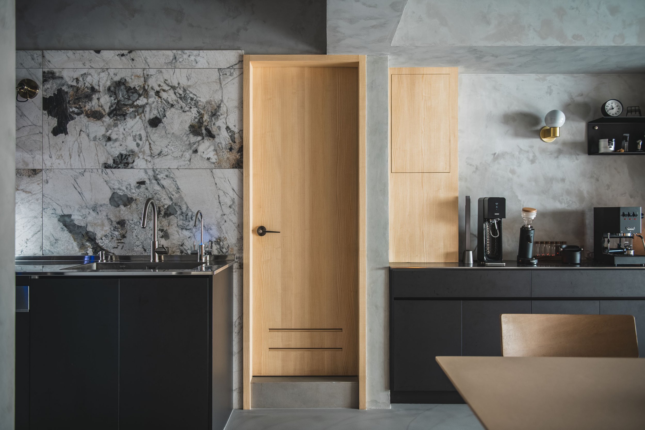 Grey Apartment L-2