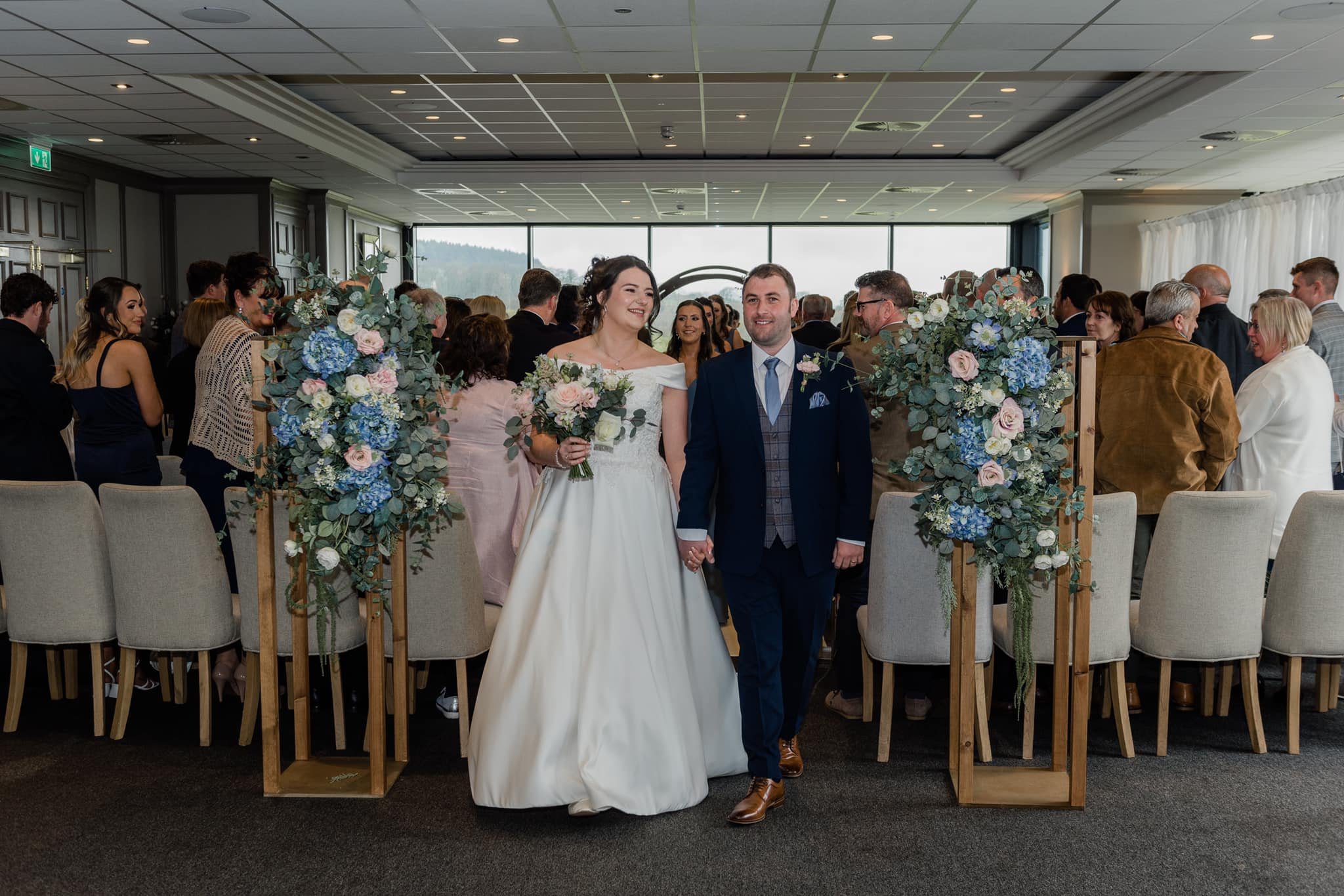 Happy 1st wedding anniversary to this fantastic pair - the Magees!

We can't believe its been 12 months already since Dan got down to the Jungle Book theme! 🌴🐻 (IYKYK!) 

@ellieteare3300 @robynackronphotographyweddings @comis_hotel @theeventstylist