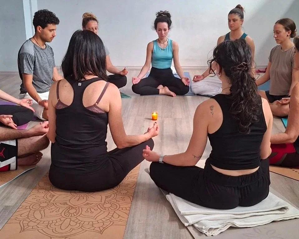 corso insegnanti yoga 250 ore torino - hariom