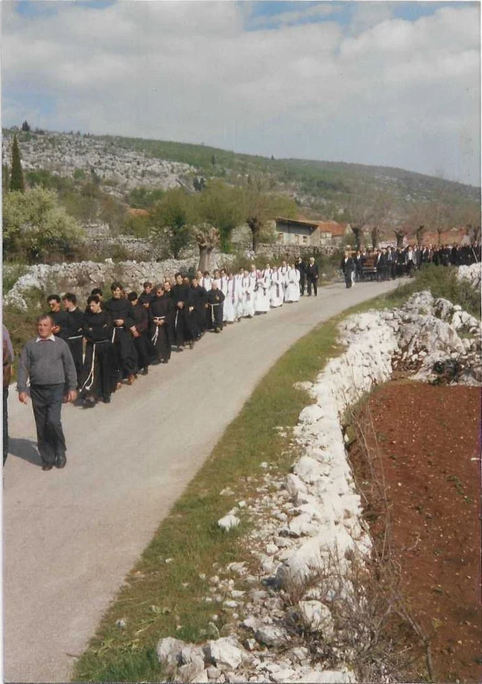 Sprovodna procesija kod Jurića