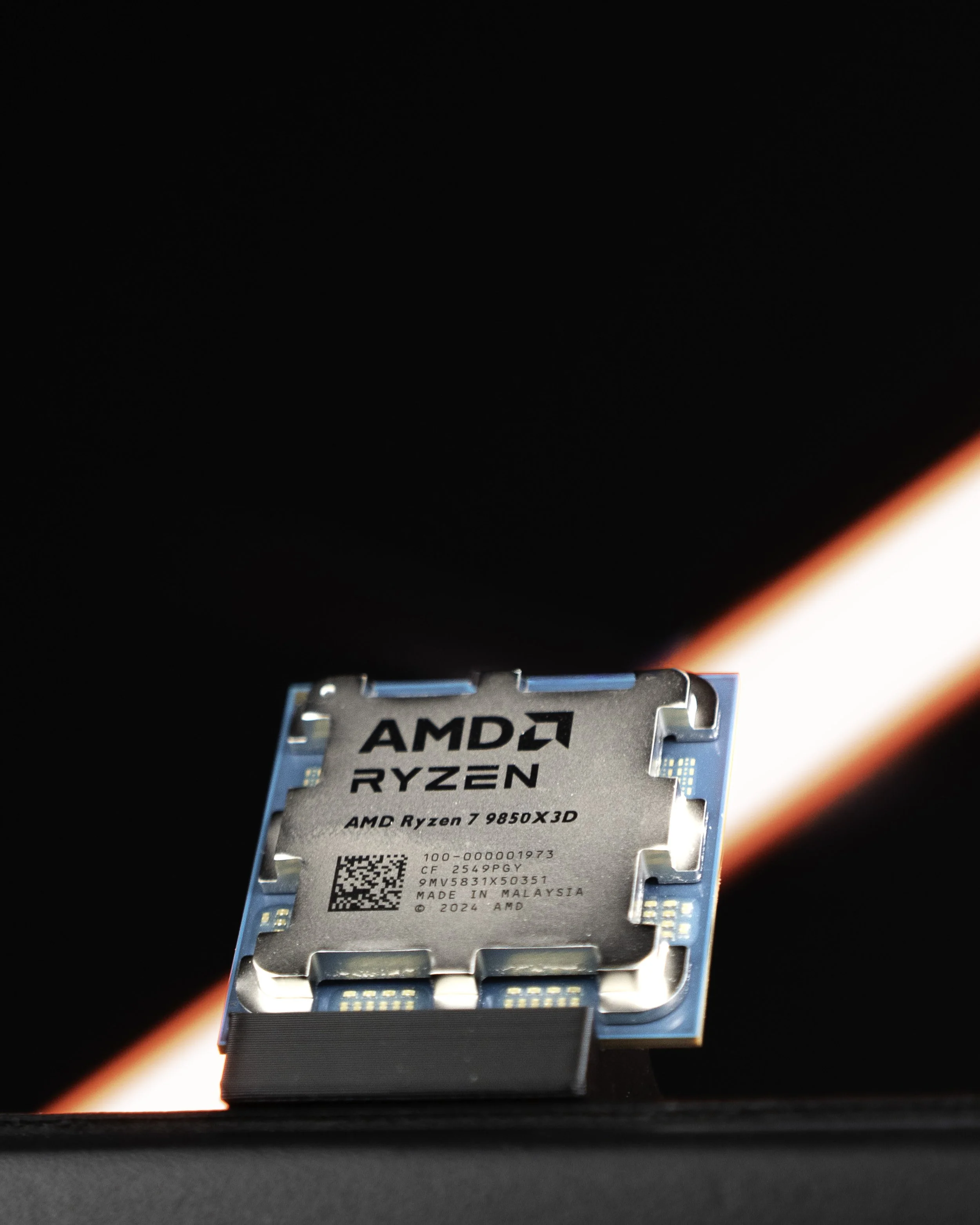 Ryzen 7 9850X3D-3.jpg
