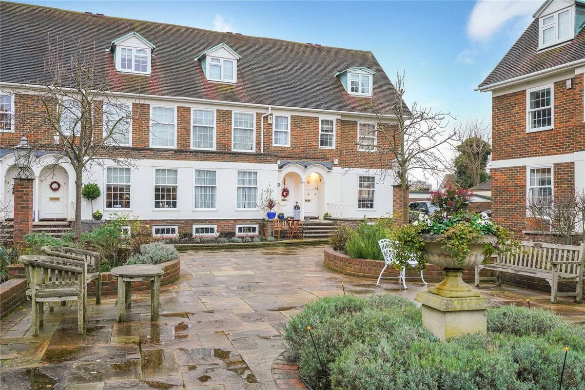 A wonderful townhouse in Wimbledon