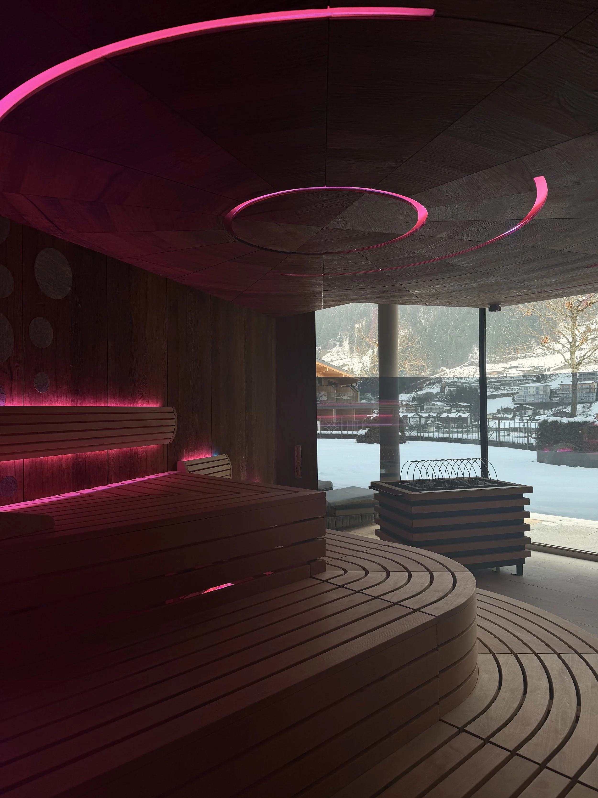 DAS EDELWEISS Salzburg Mountain Resort: Alpine Luxury in the Heart of Austria