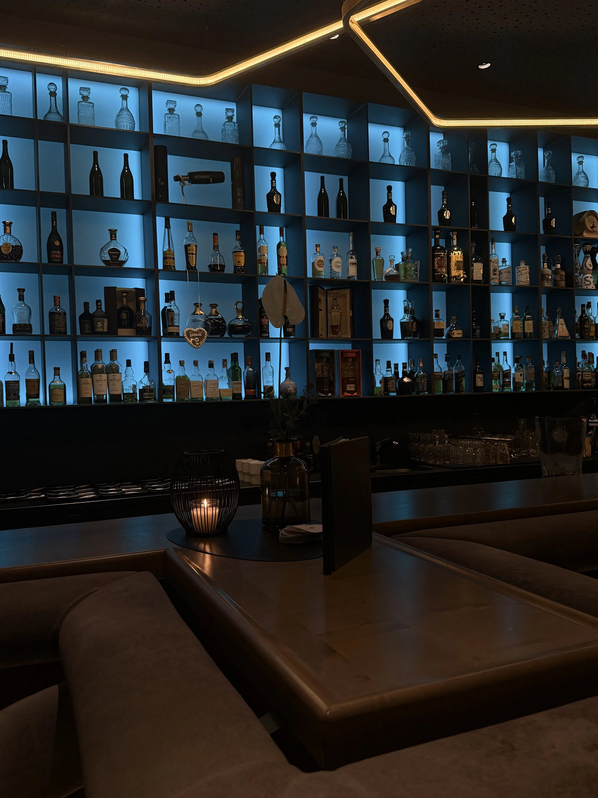 Bar.jpg