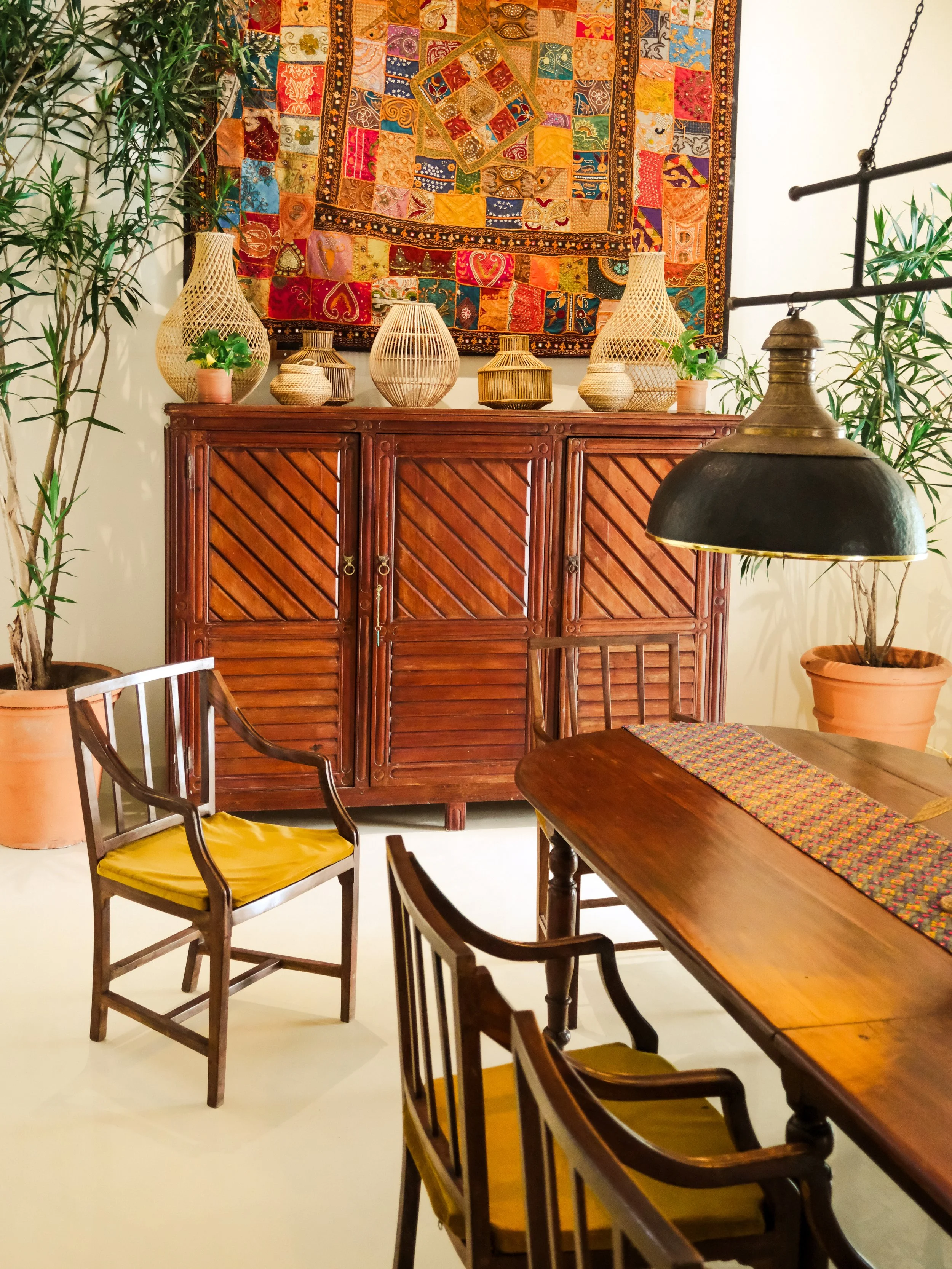 CURA VISTA MAG_THE SUN HOUSE_IMAGE-1.jpg