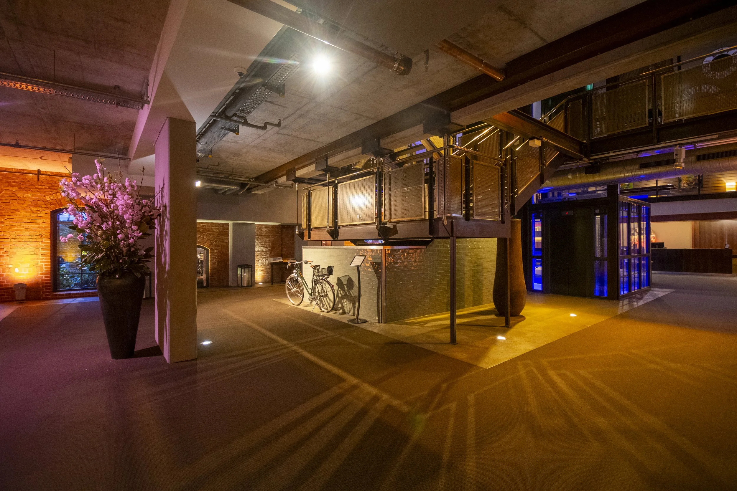 Hotel lobby interior  (1).jpg