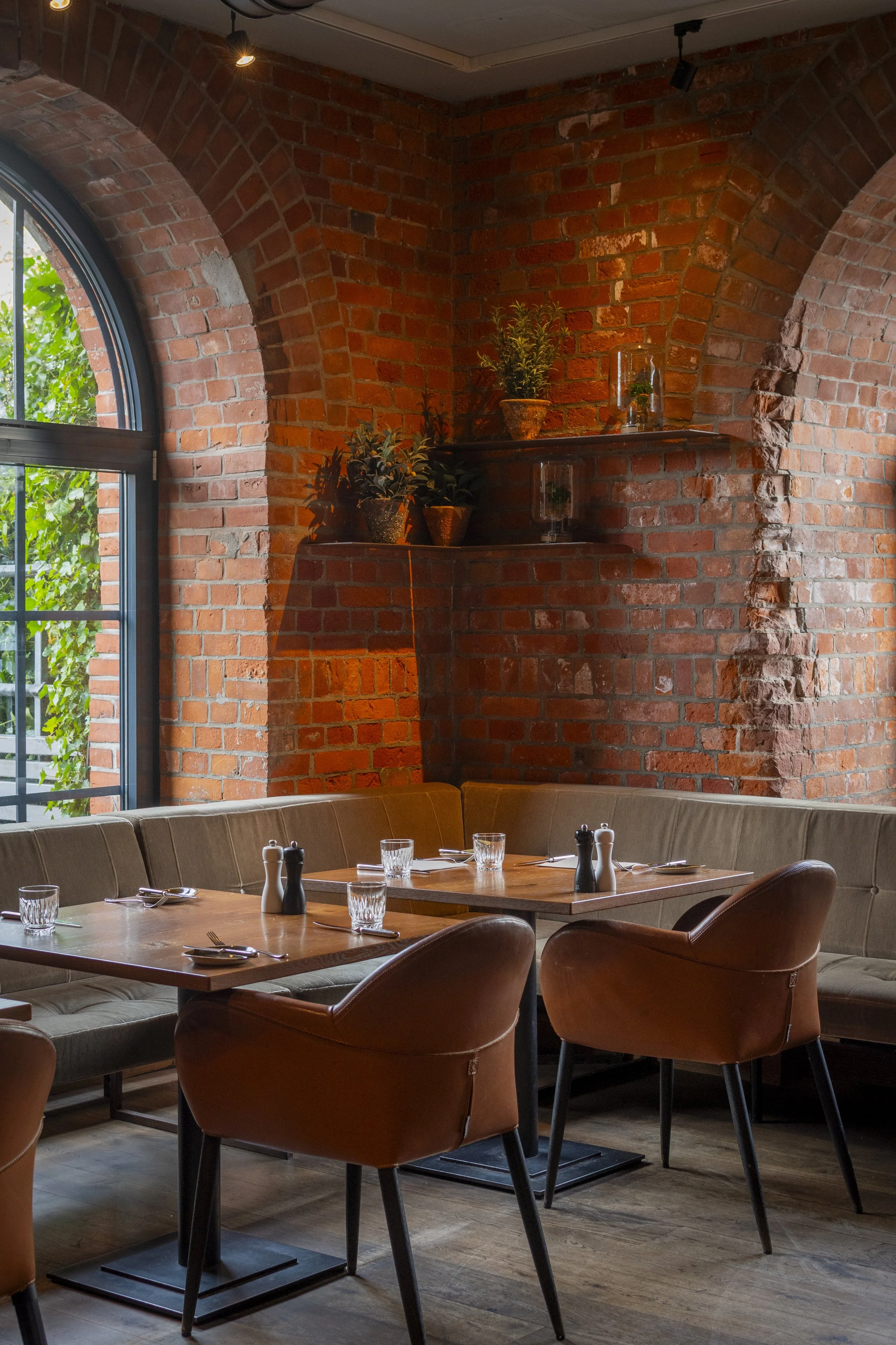 Restaurant (1).jpg