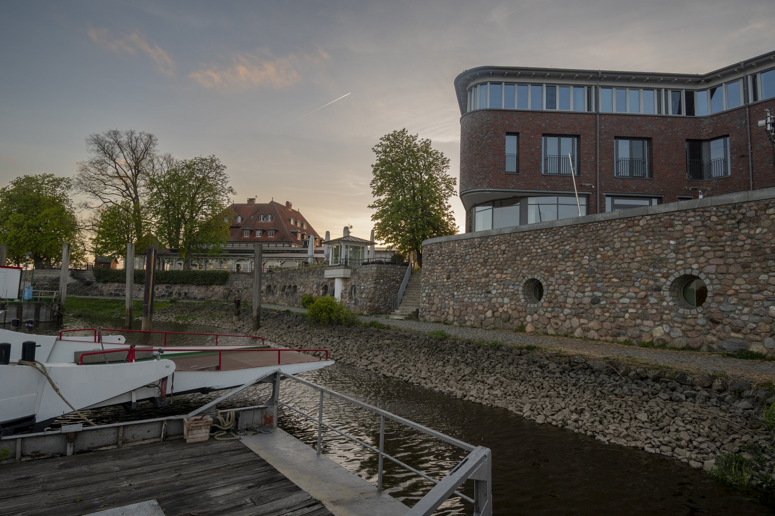 Hotel & restaurant view from pier.jpg