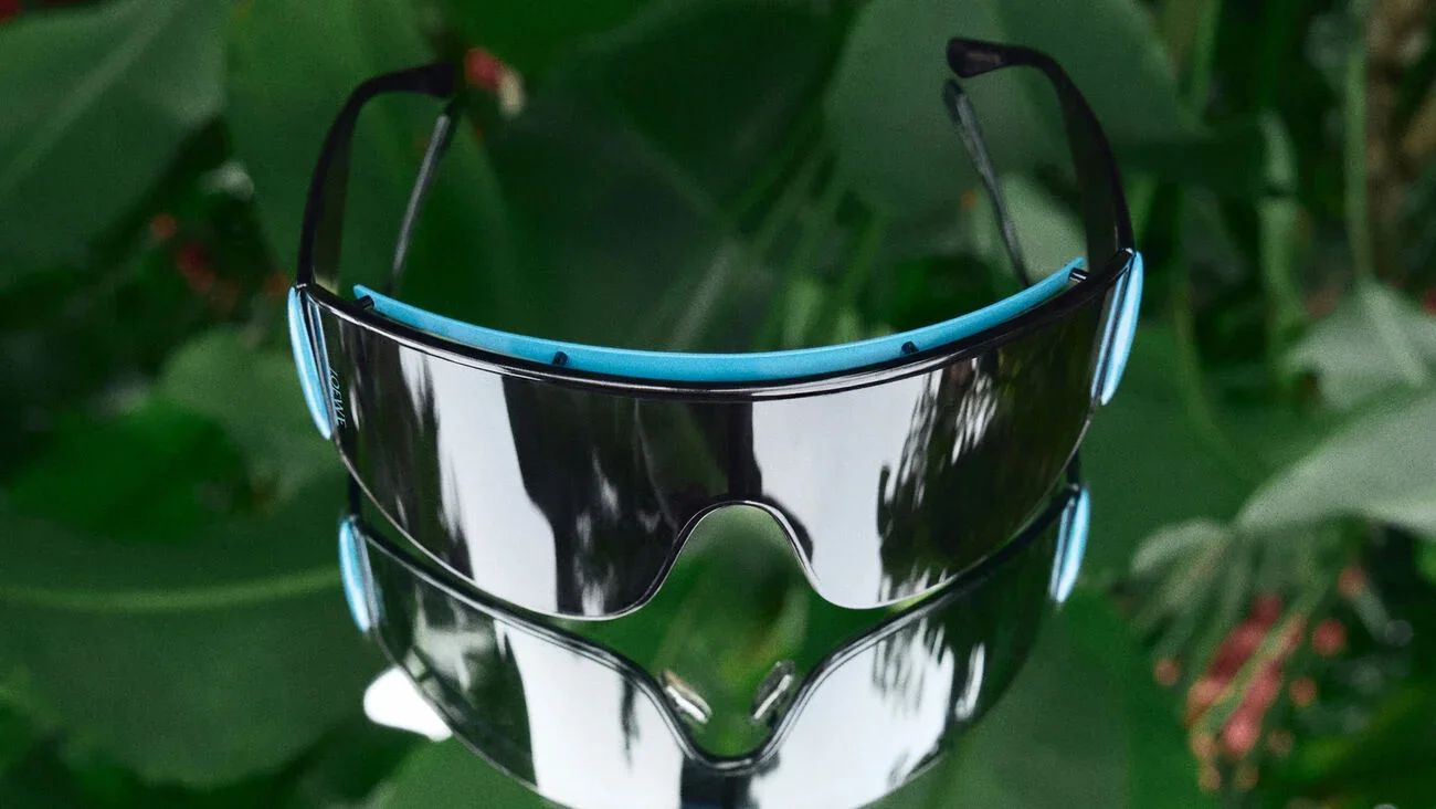 LOEWE Lunettes de soleil Fashion Show