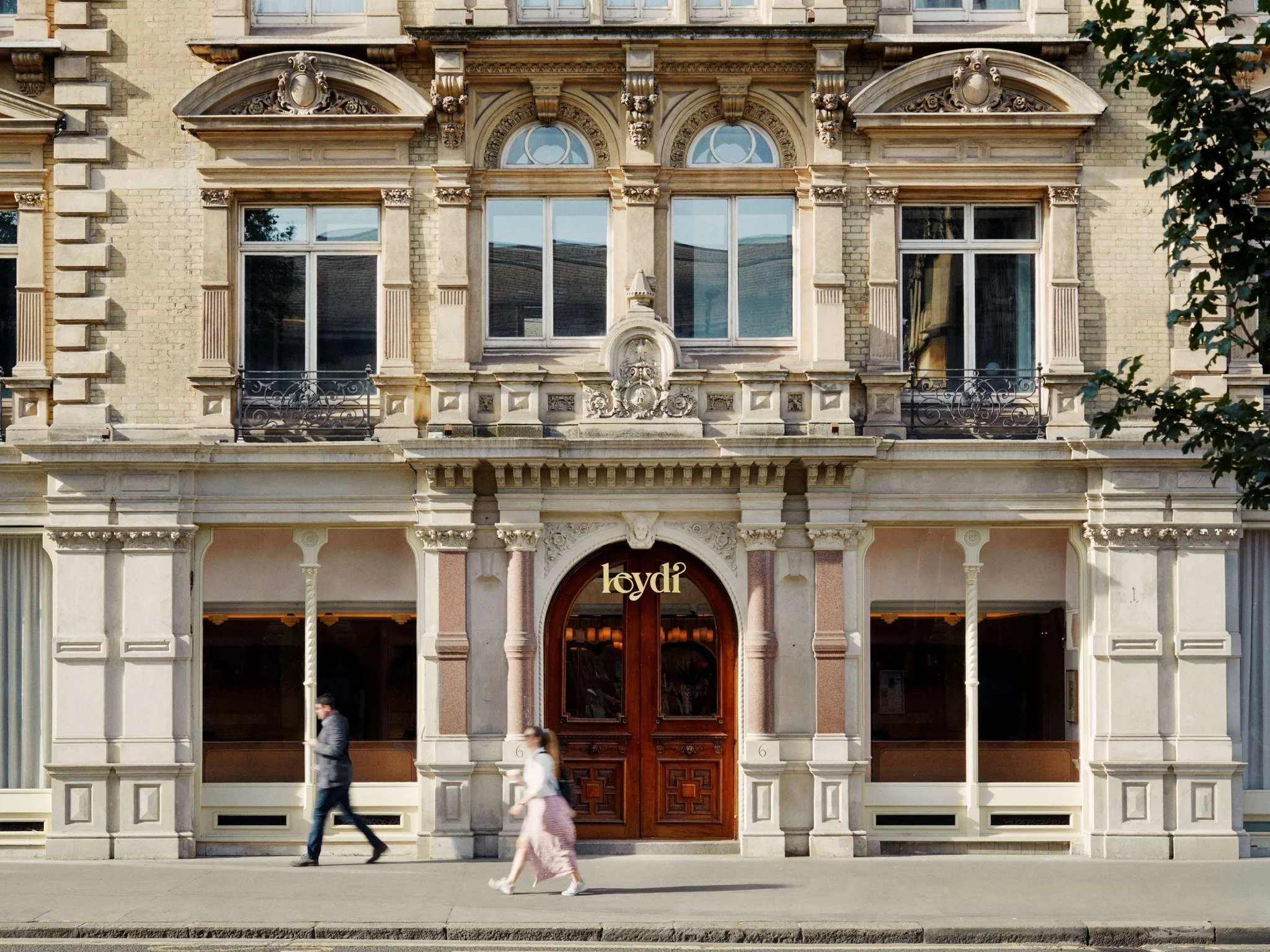 Leydi Restaurant Hide London City