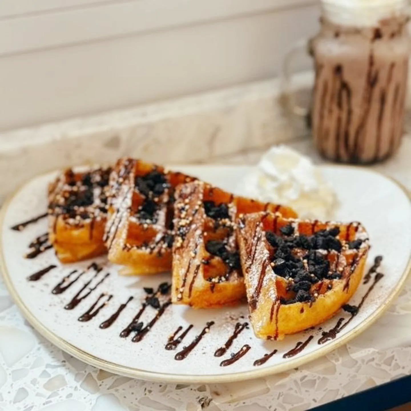 🧇 HELLO INTERNATIONAL WAFFLE DAY 🧇
.
.
Come in and waffle around with us&hellip; 👀
We&rsquo;re celebrating today (and let&rsquo;s be honest, every day) with our love of waffles &mdash; made fresh, golden, and just the way you like them ✨
.
.
So do