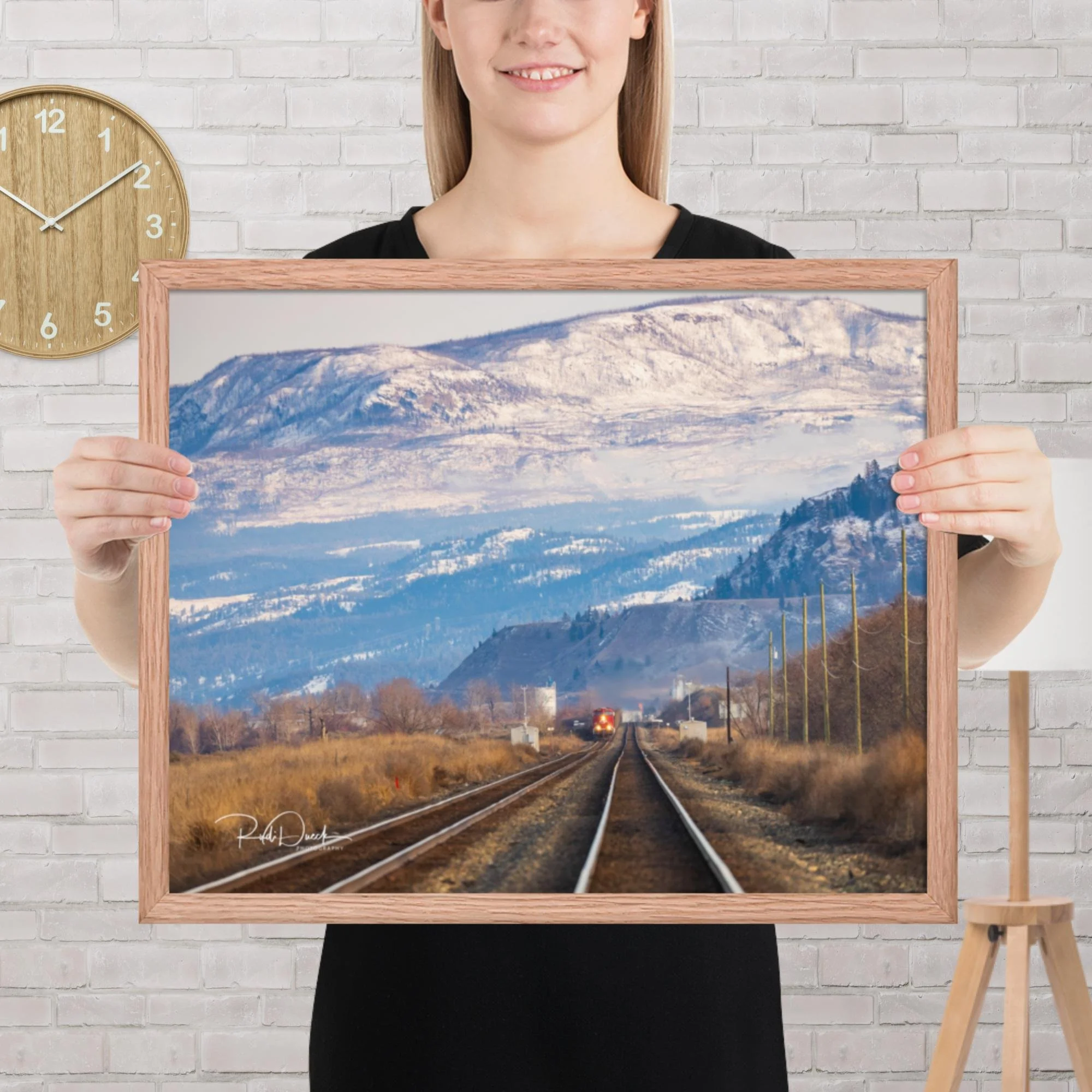 premium-luster-photo-paper-framed-poster-(in)-red-oak-16x20-person-67df3710c72a7.jpg