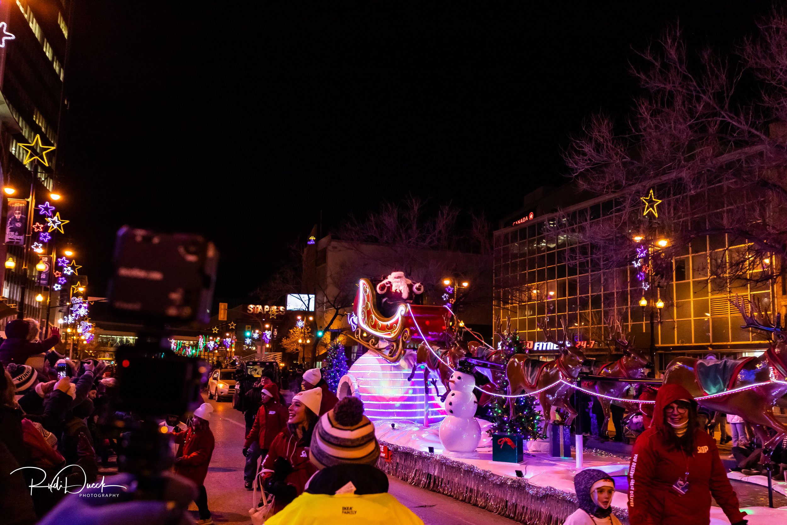 Welcome to the Enchanting Winnipeg Santa Claus Parade Picture Gallery!