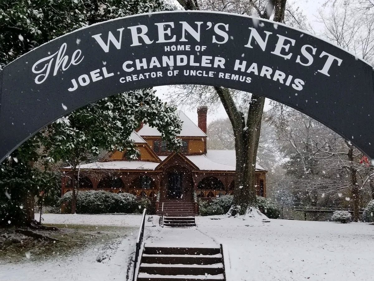 A Victorian Christmas Experience and Tour