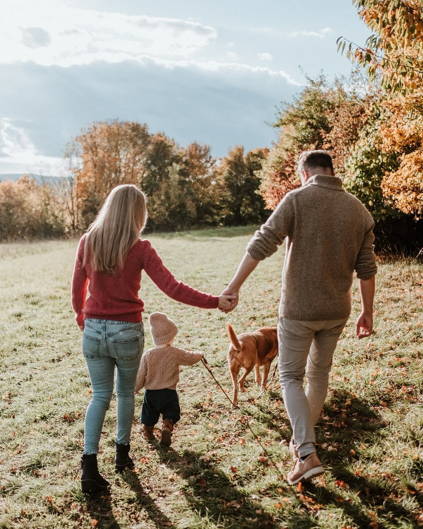 &bdquo;Was &ndash; das ist Deine Kamera?!&ldquo;
Diesen Satz h&ouml;re ich immer wieder mal bei Familienfotoshootings &ndash; meistens von V&auml;tern. ; ) 

Denn meine Kamera ist klein.
Keine riesige Spiegelreflex, kein Zoom.
Sondern eine hochwertig