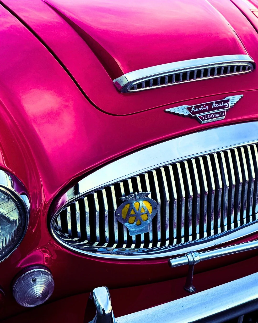 We hosted a fantastic meet up at The Vault on Saturday with the local Austin Healey owners club.

They are a great group of people who brought wonderful vehicles for us to admire. They all enjoyed the workshop tour and discussed our on-going projects